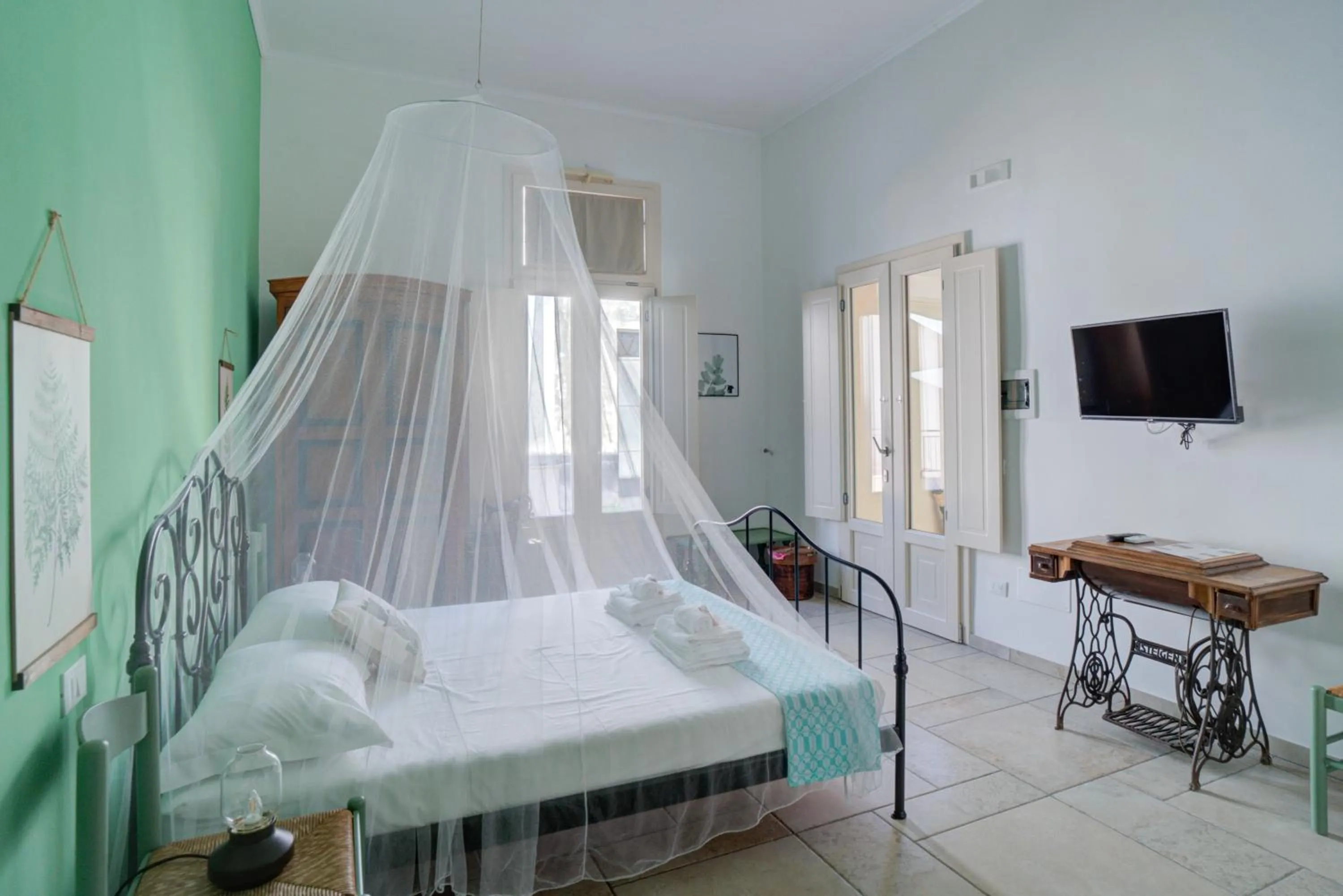 Bedroom, Bed in Li Perrini Boutique B&B