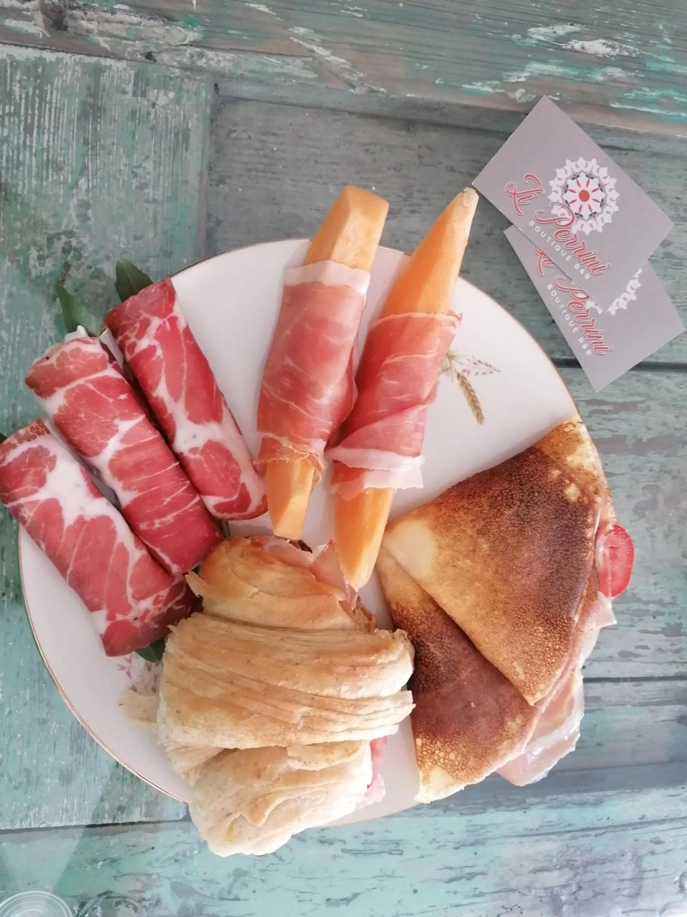 Breakfast in Li Perrini Boutique B&B