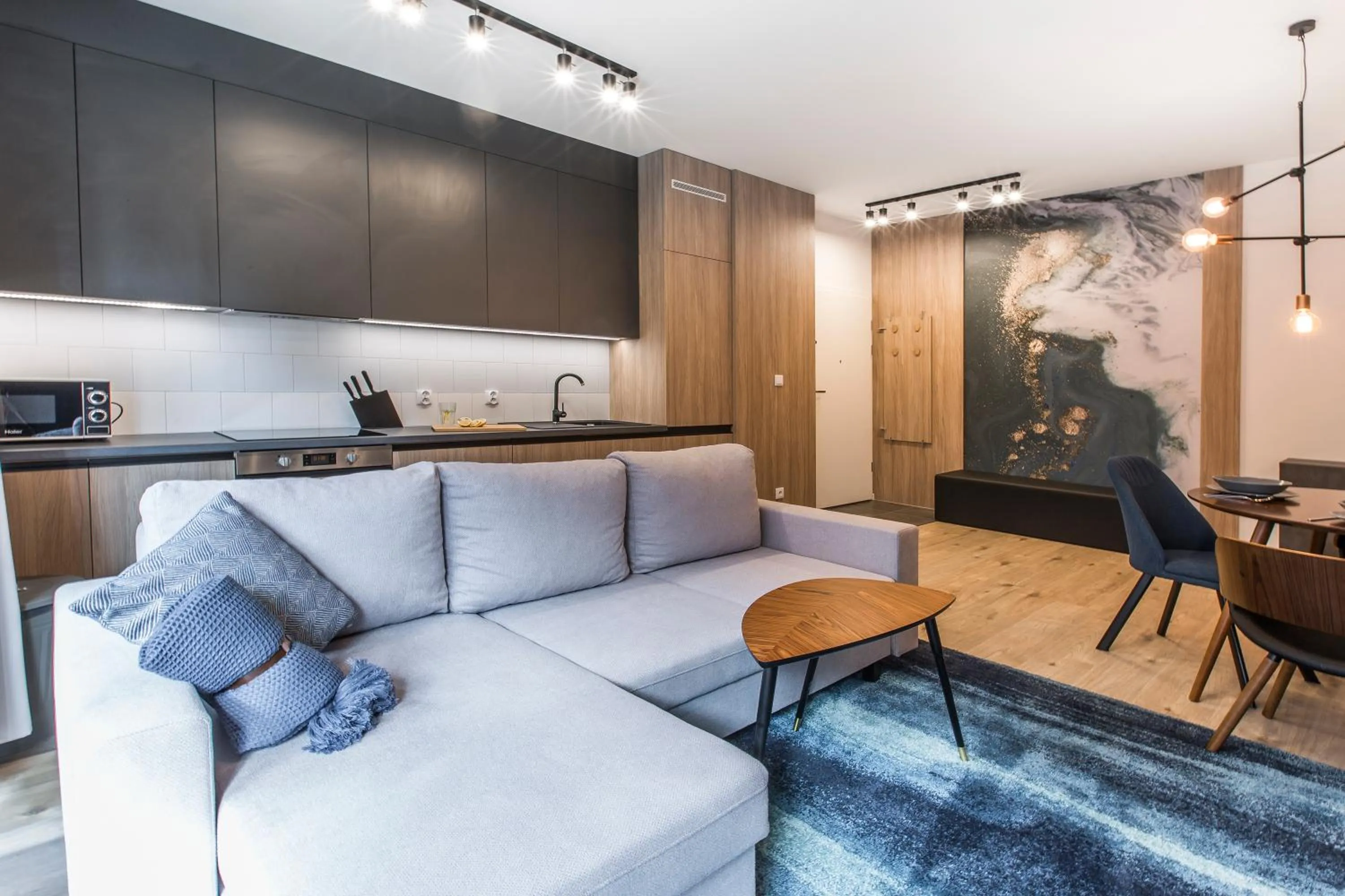 Kitchen or kitchenette in City Break Gdańsk Rajska 8 Apartamenty