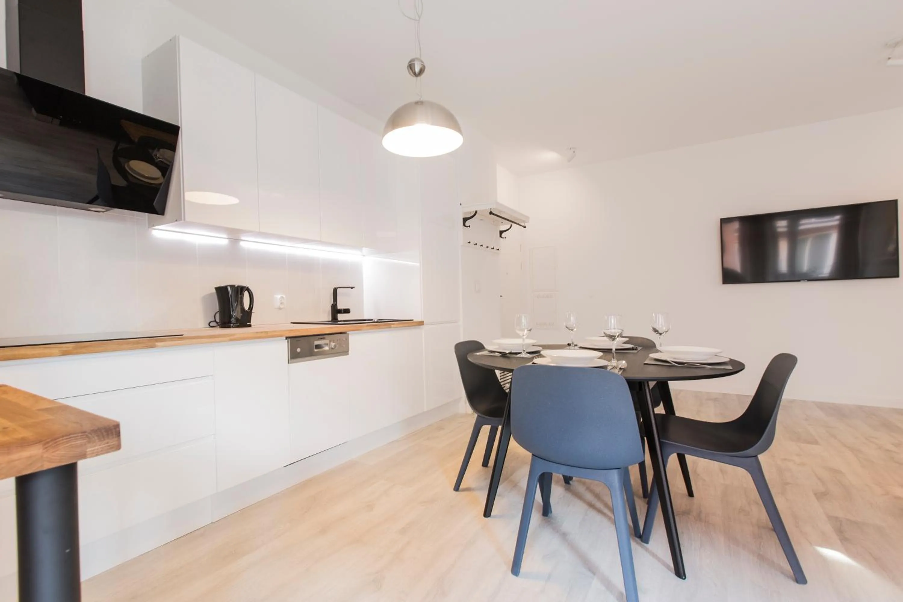 Kitchen or kitchenette in City Break Gdańsk Rajska 8 Apartamenty