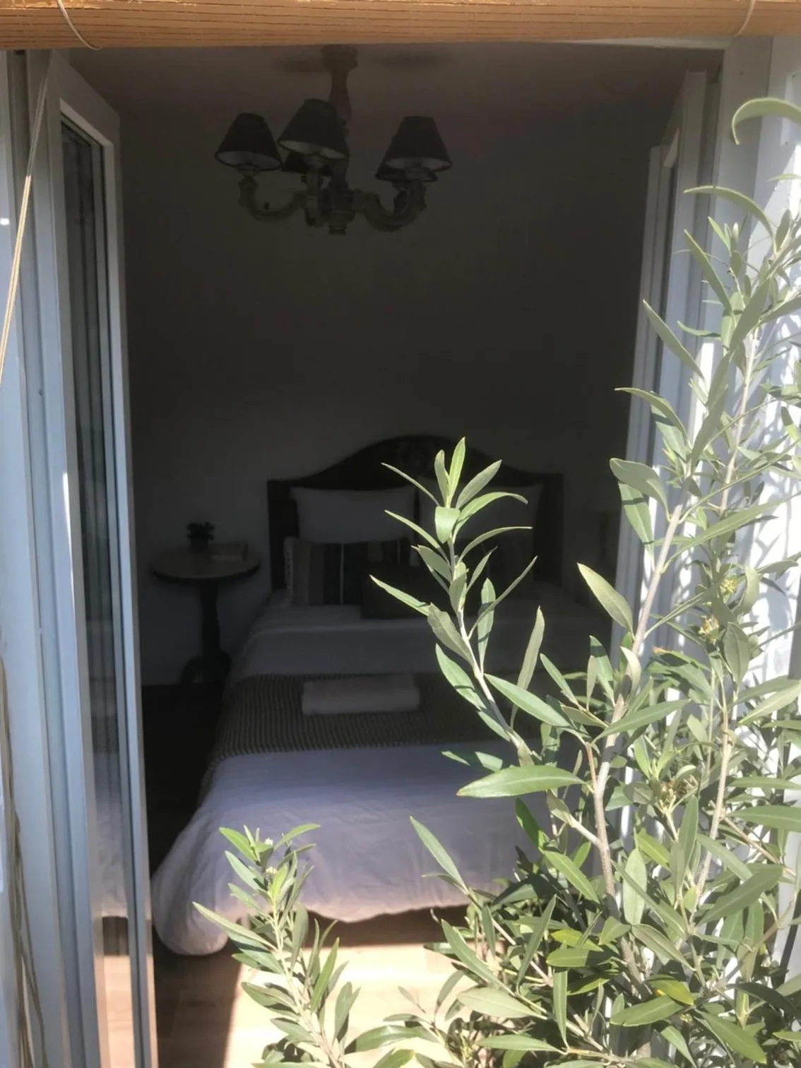 Bed in TinyHouse Inn Saint-Germain-des-Près