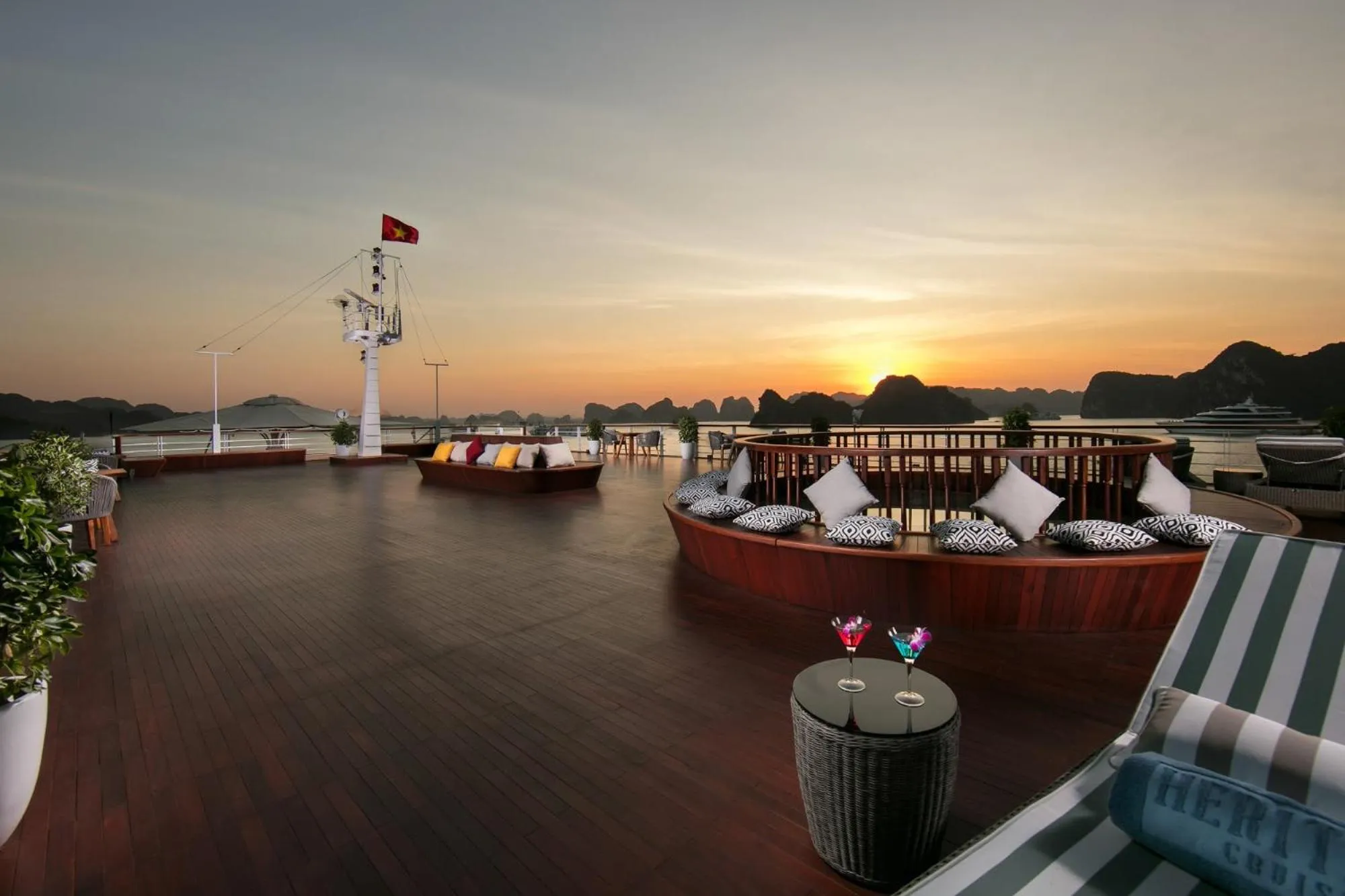 Sunrise in Heritage Cruises Binh Chuan Cat Ba Archipelago