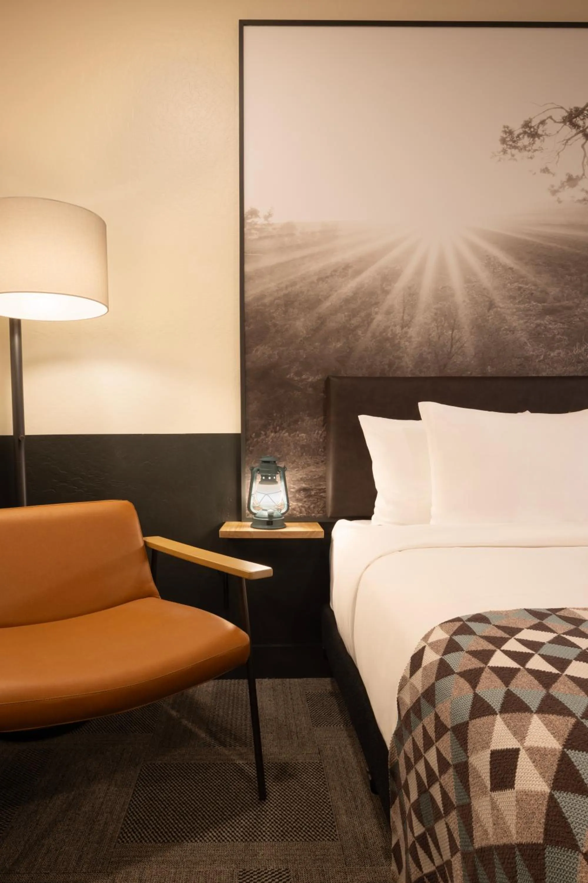 Bed in Sedona Real Inn & Suites