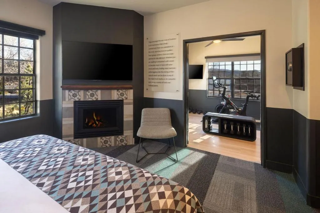 Bed in Sedona Real Inn & Suites