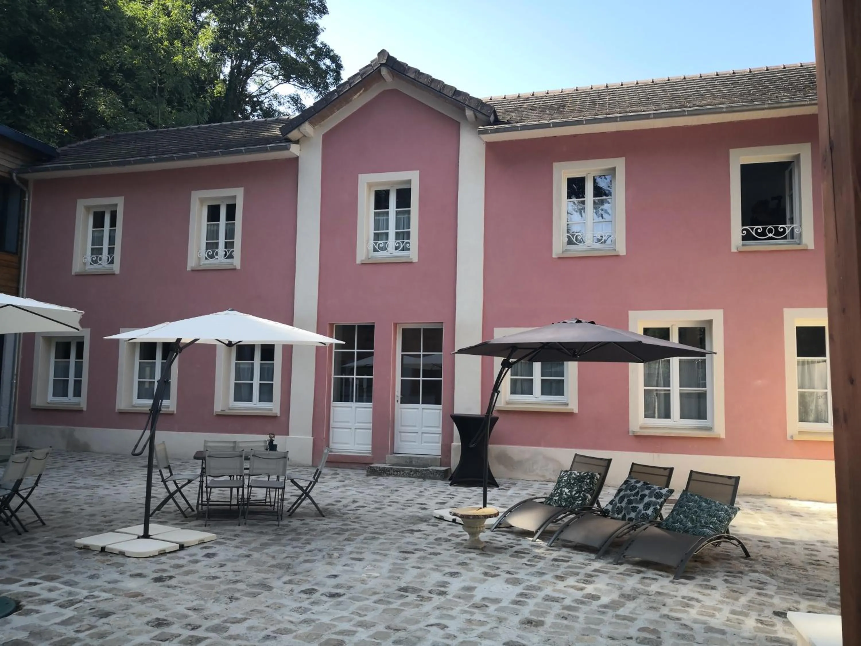 Property building in Les 7 Sources