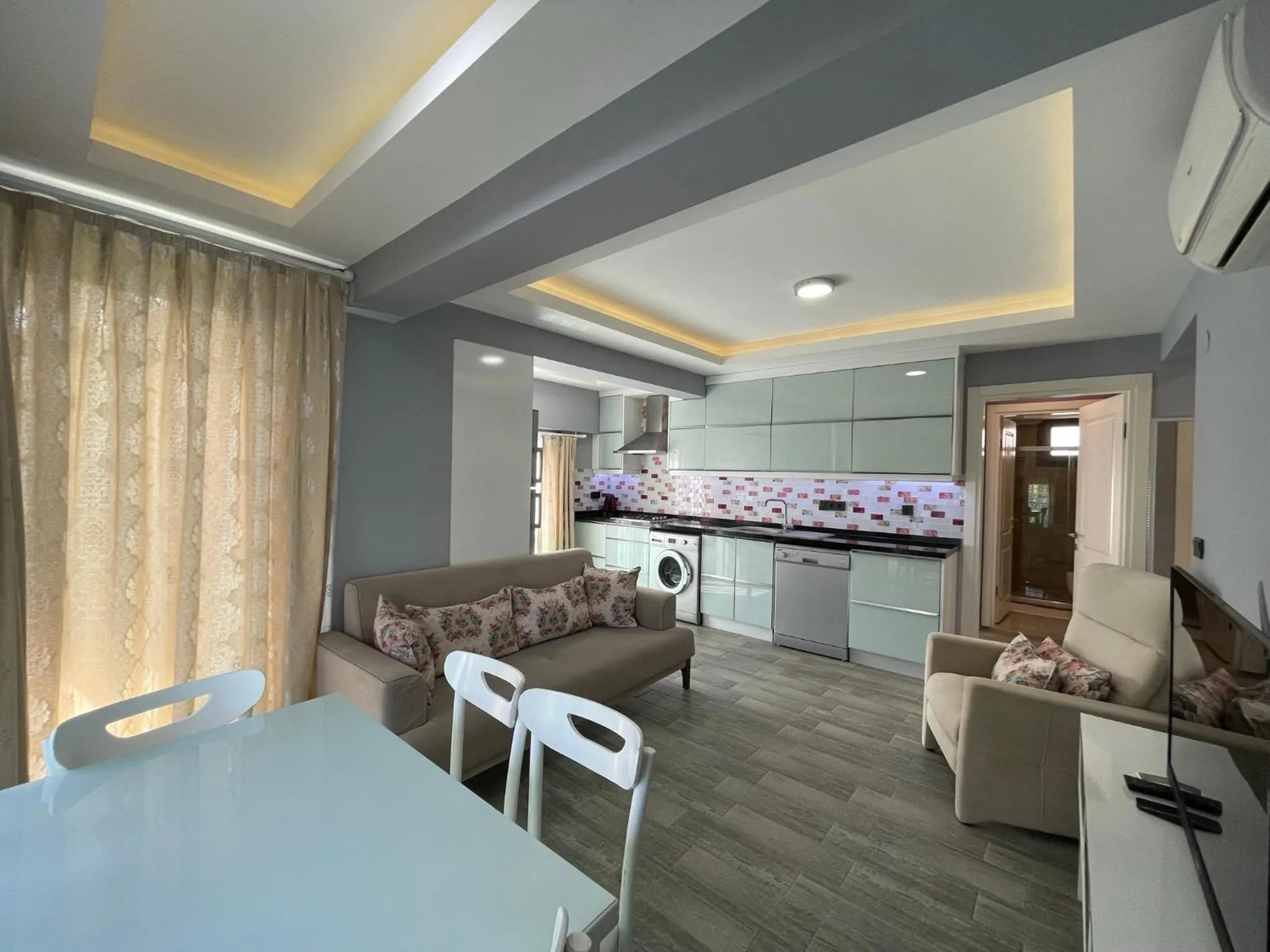 Kitchen or kitchenette in X SUITE APART