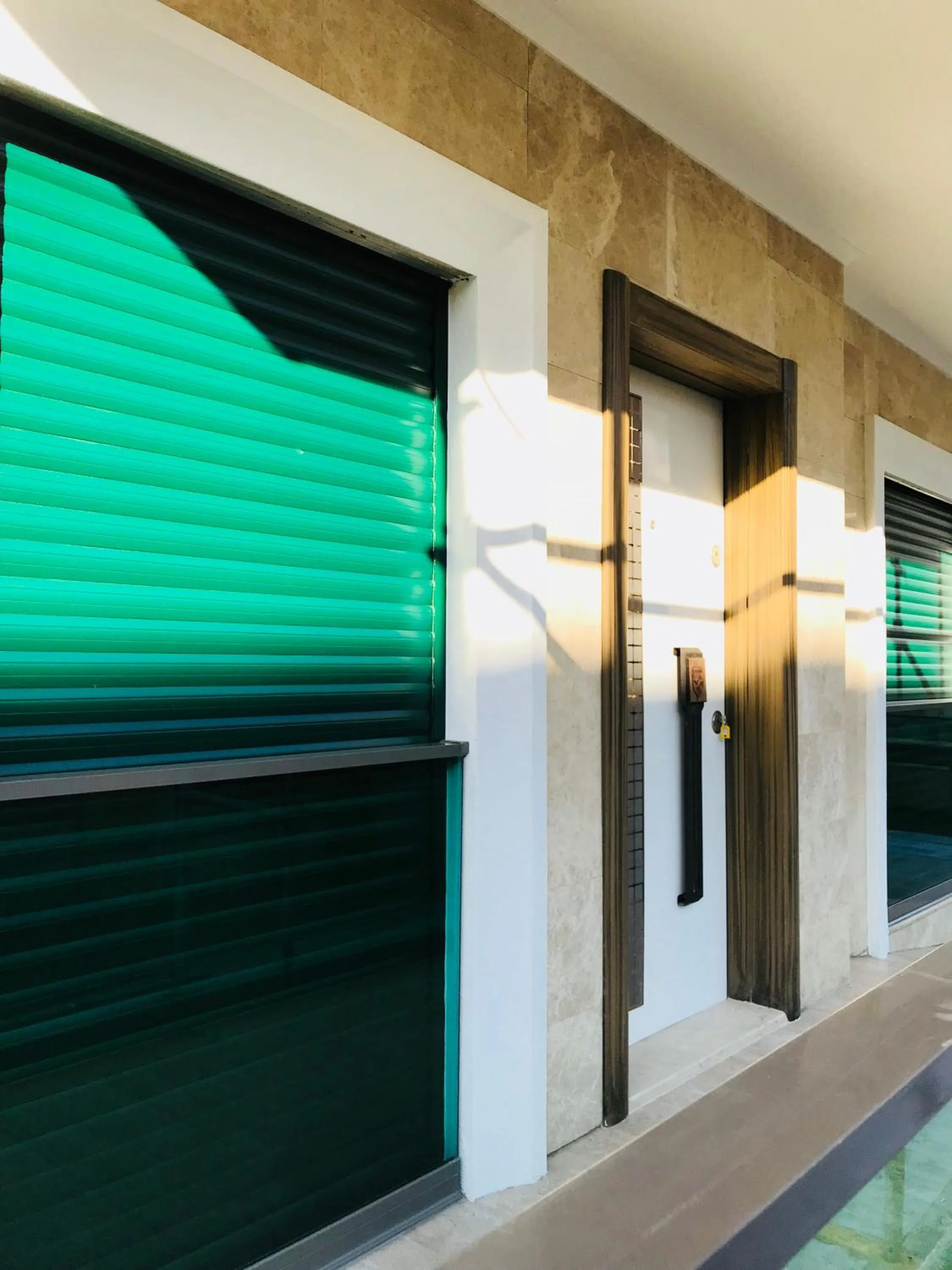 Facade/entrance in X SUITE APART