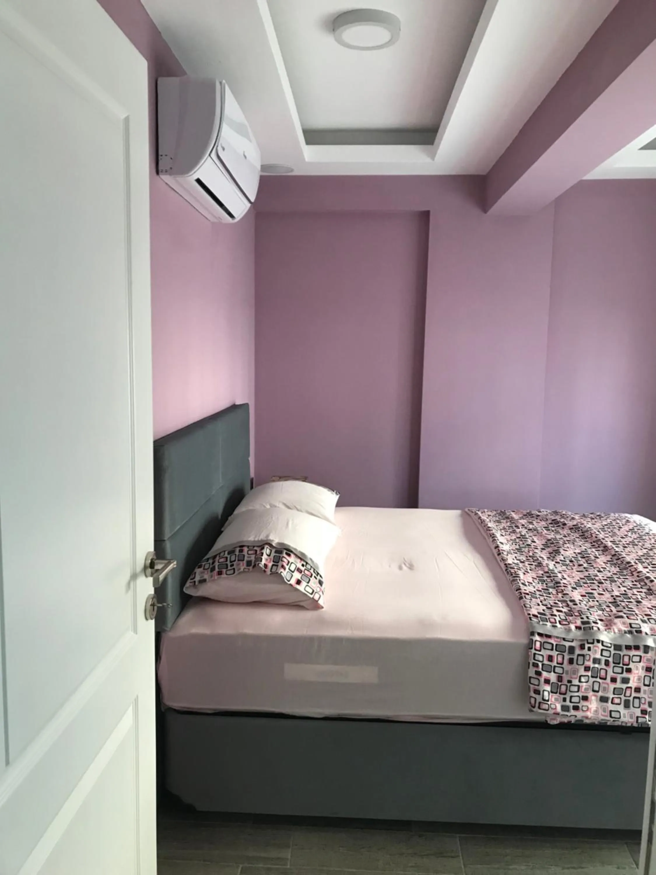 Bedroom, Bed in X SUITE APART