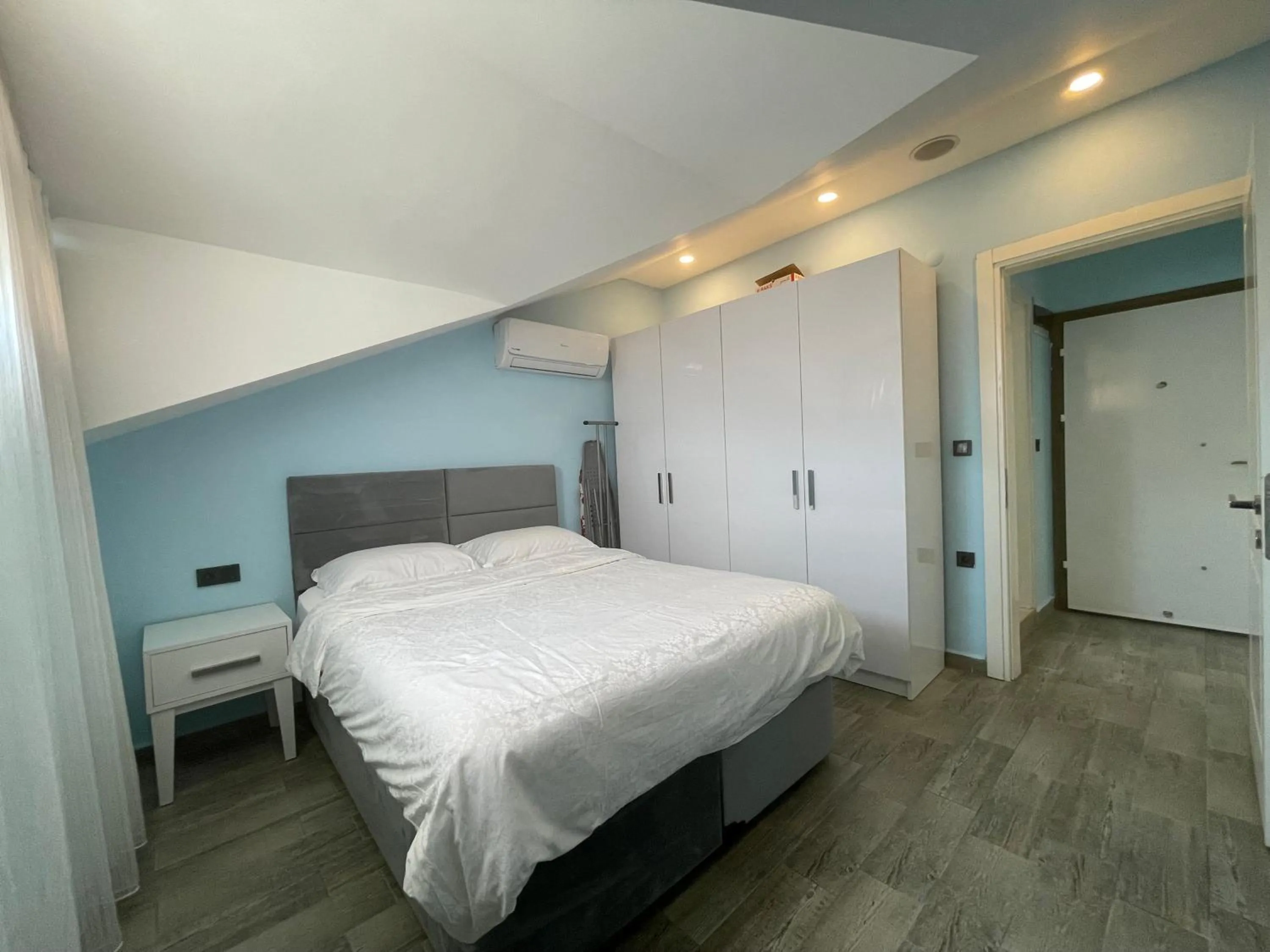 Bed in X SUITE APART