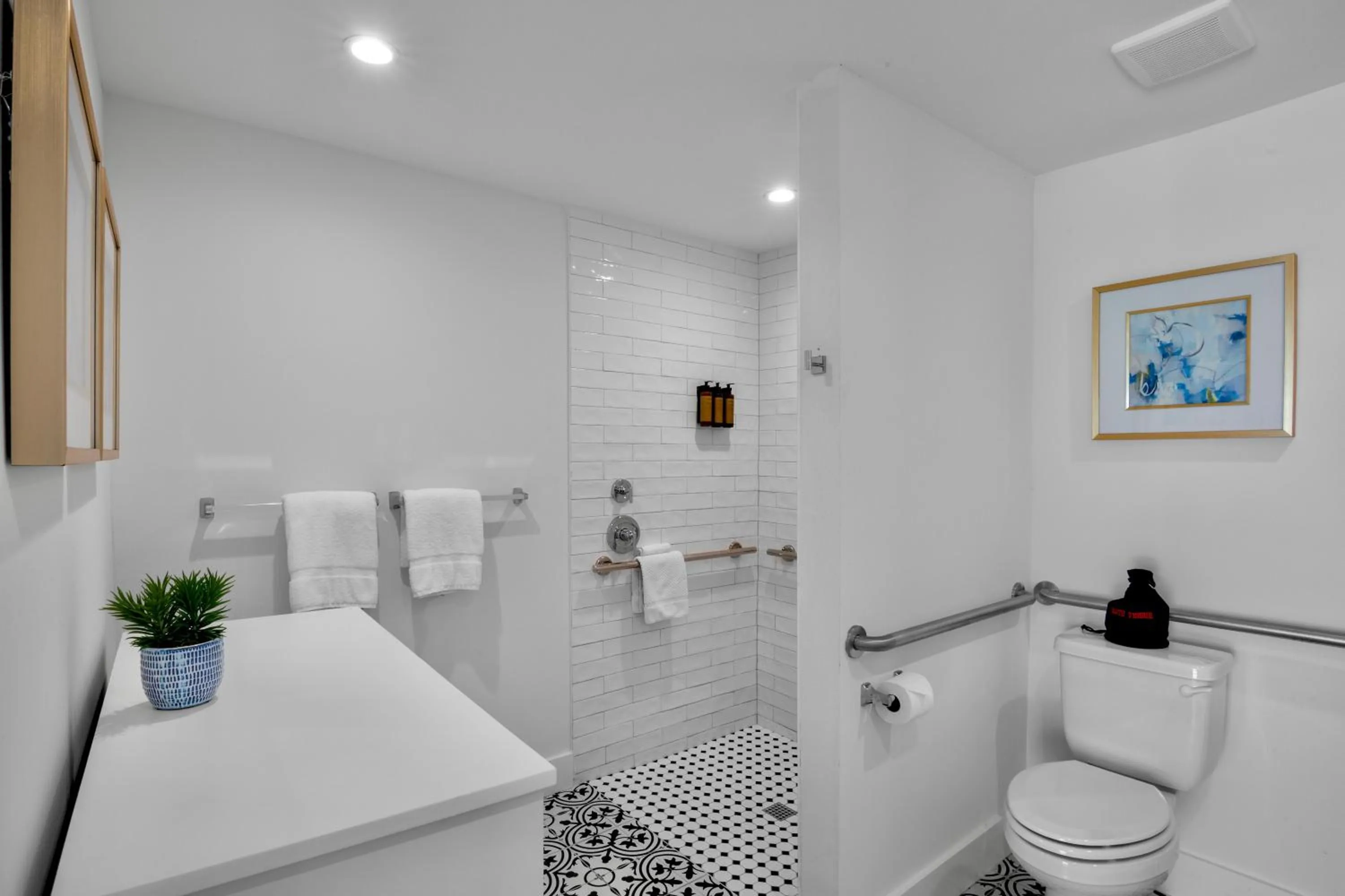 Beachfront Luxury King Room in Seaside at Anna Maria Island Inn