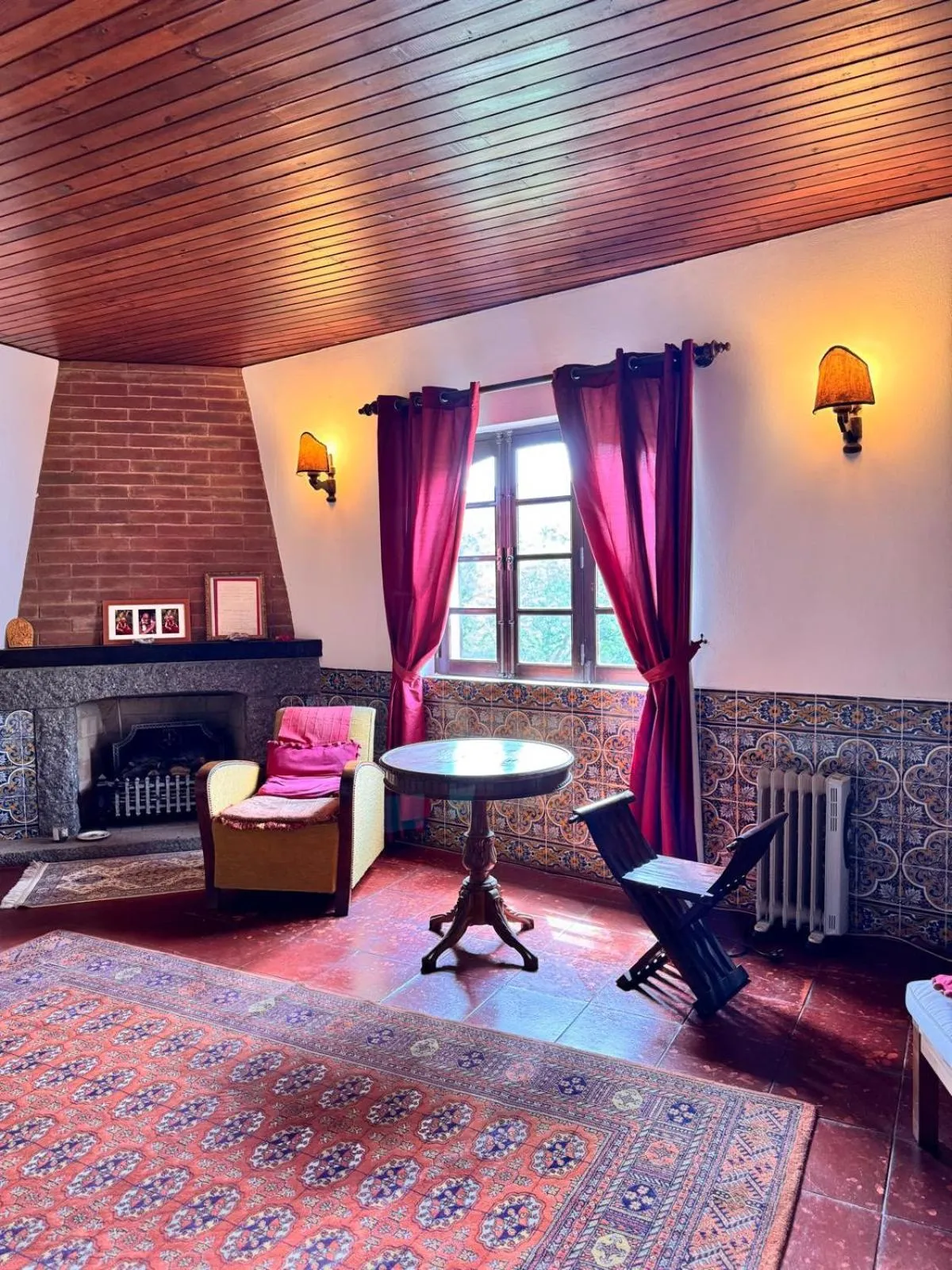 Living room in Bica Boa