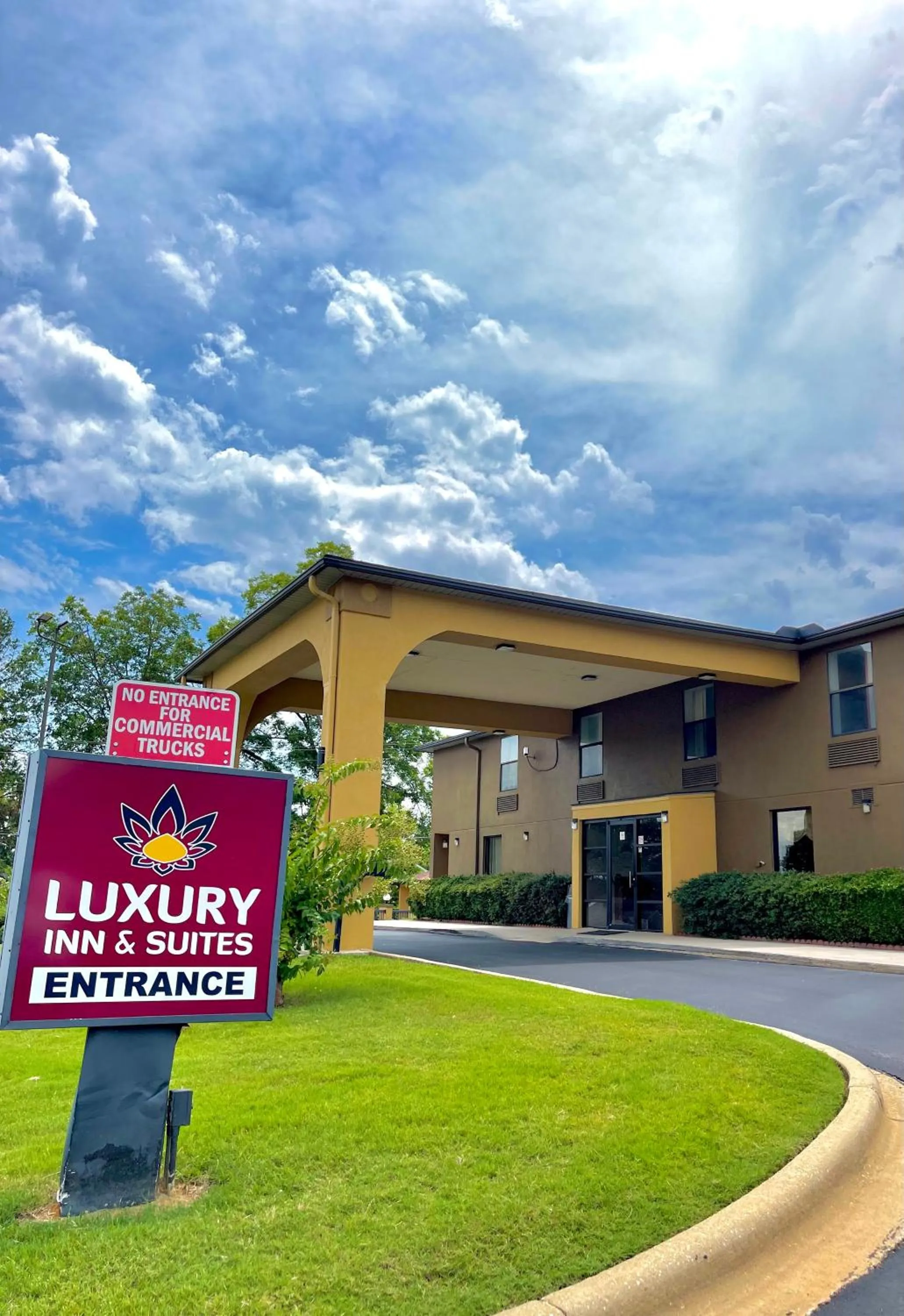 Luxury Inn & Suites
