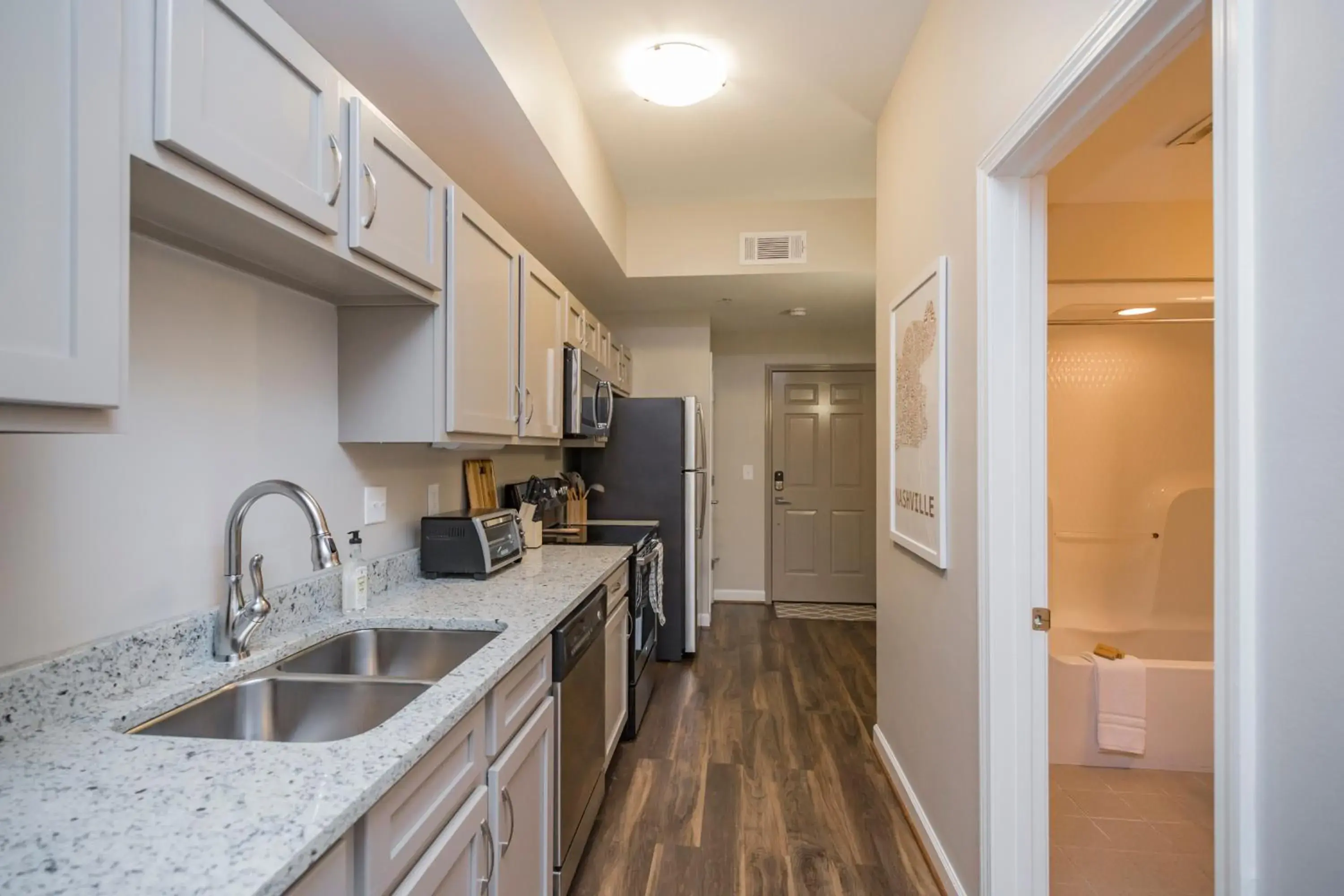 Studio Apartment in Mint House Nashville - Hillsboro Village Studio Apartment in Mint House Nashville - Hillsboro Village