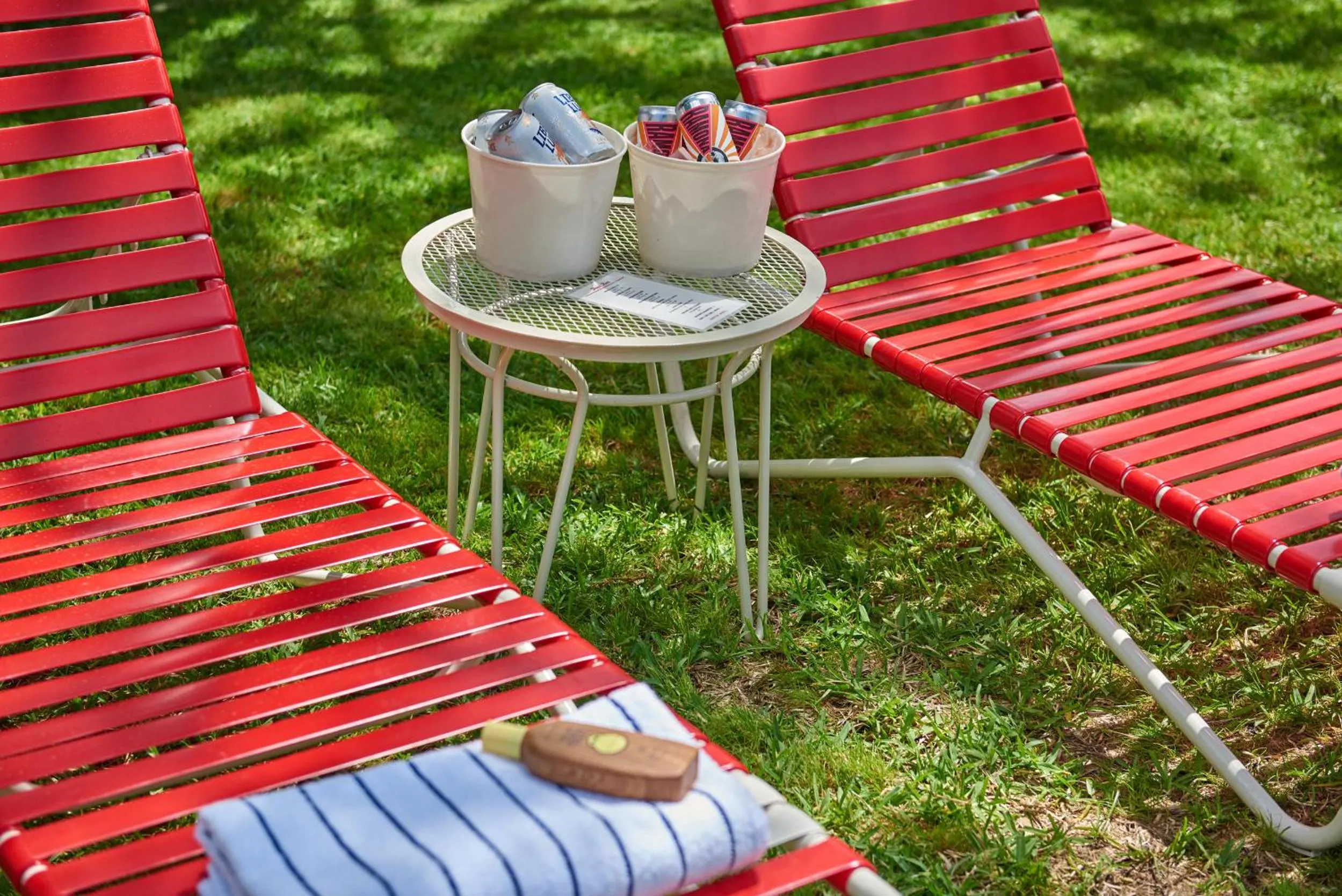 Swimming pool in Austin Motel