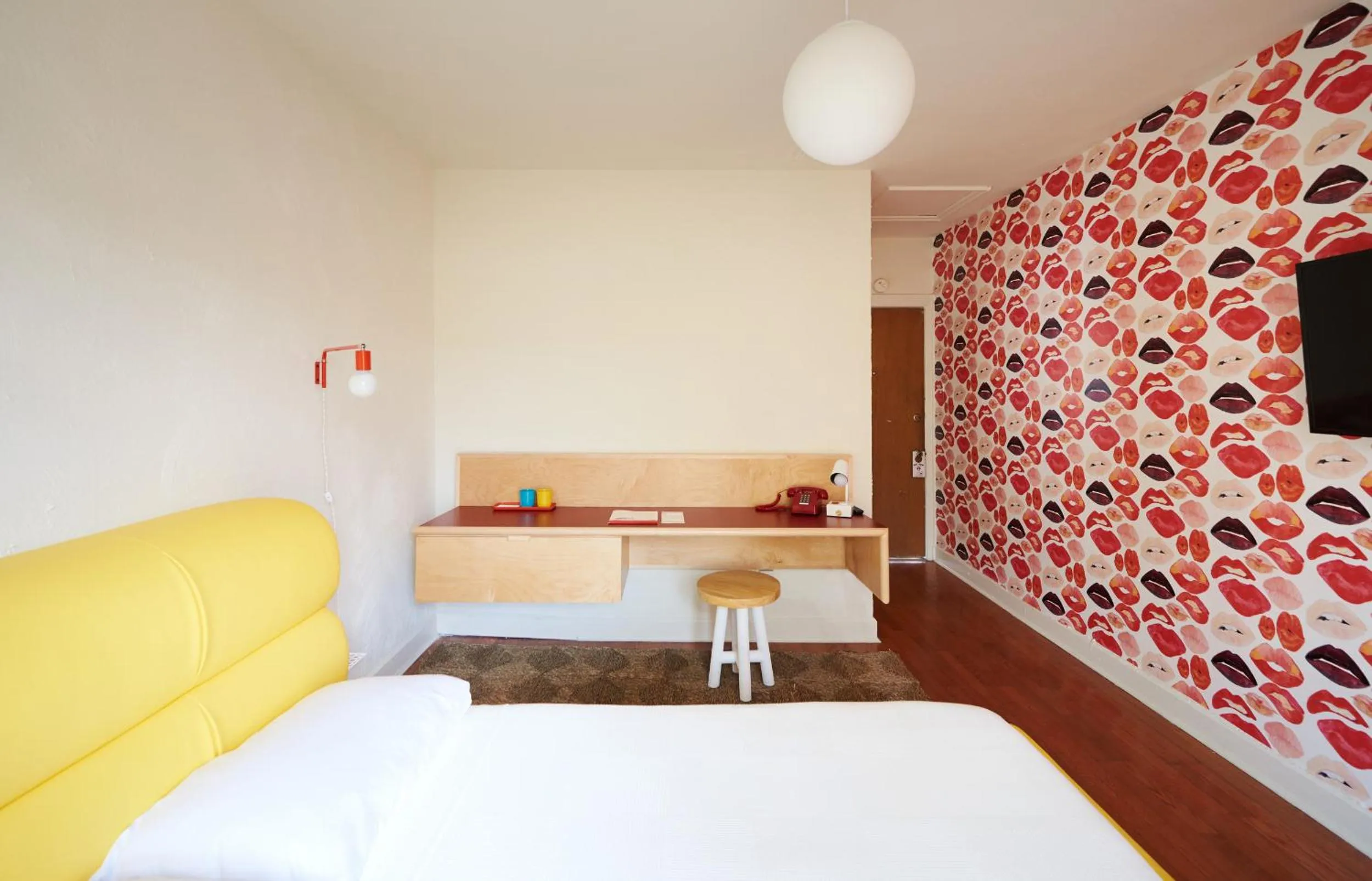 Bedroom, Bed in Austin Motel