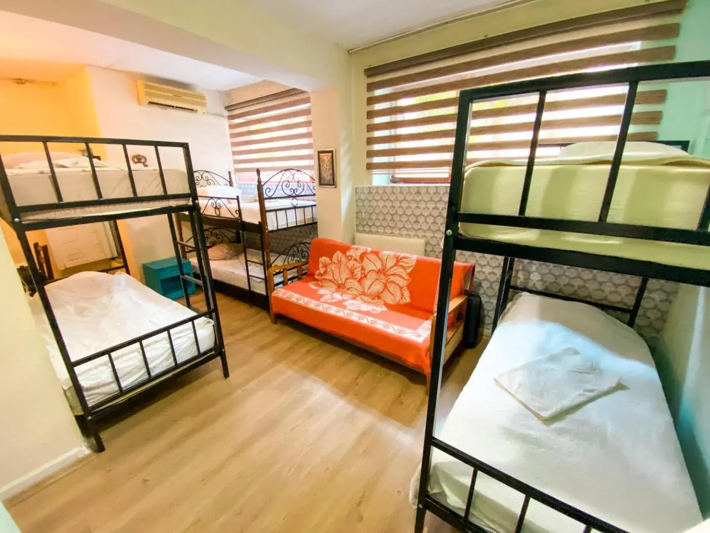 Bunk Bed in Mixed Dormitory Room in CityHub Bunk Bed in Mixed Dormitory Room in CityHub