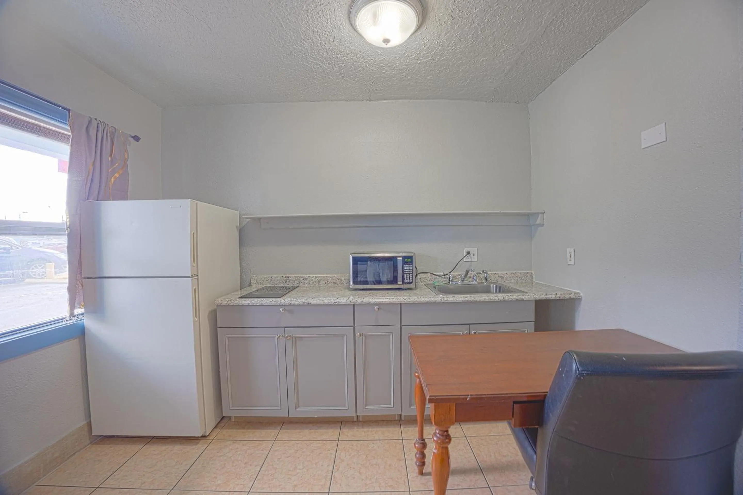 Bedroom in Aladdin Motel By OYO Merritt Island