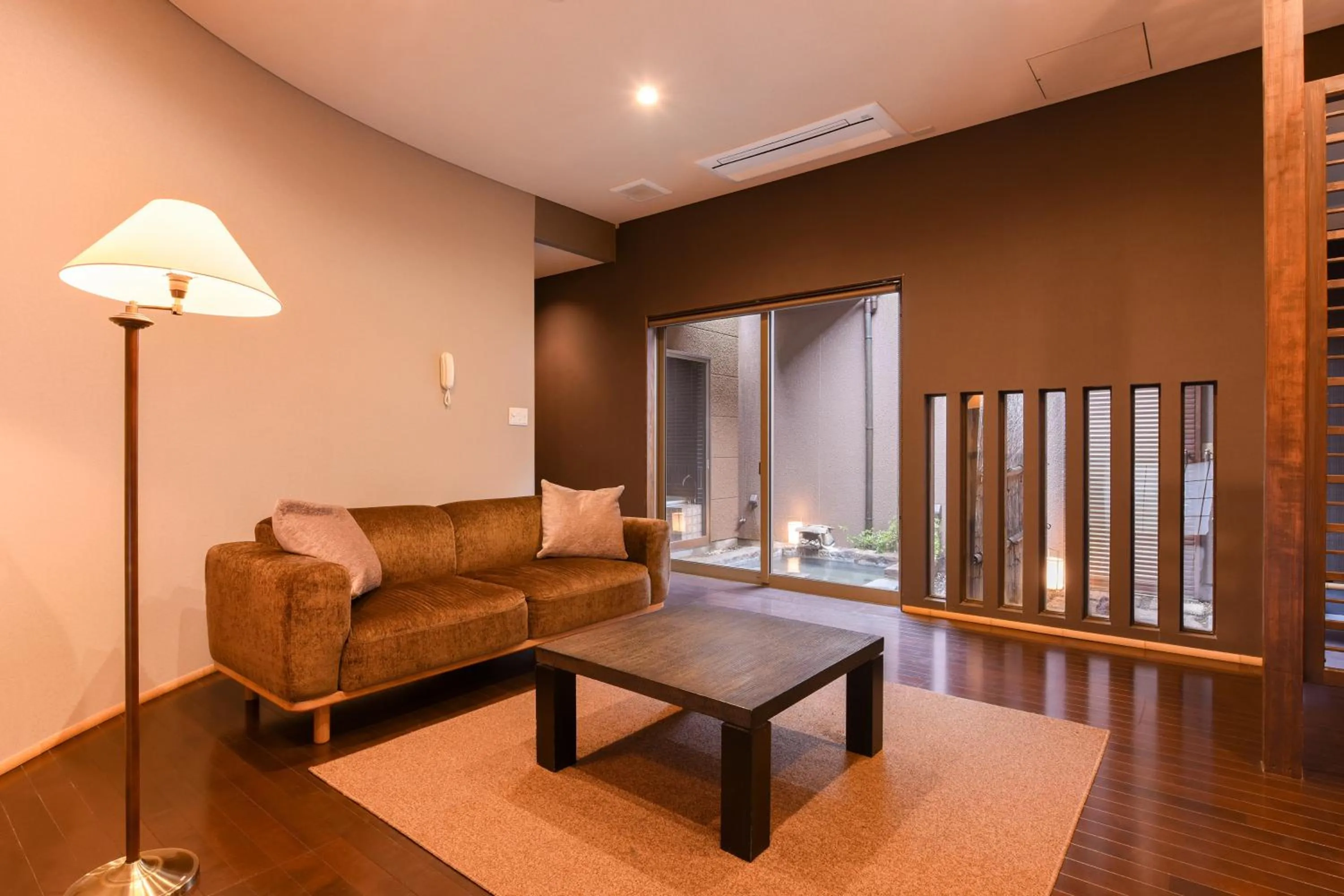 Living room in Kotengu Sanroji