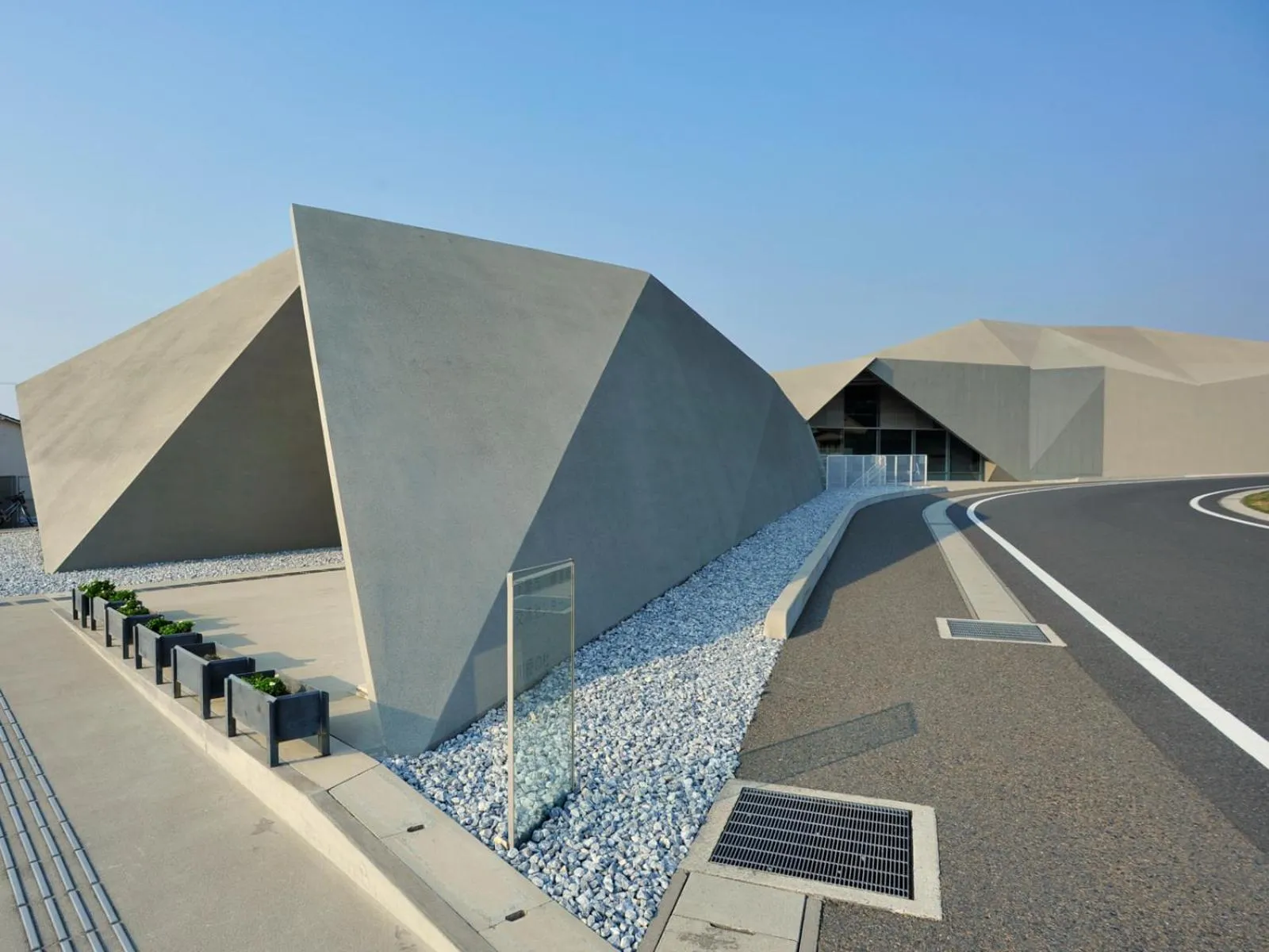 Off site in Kotengu Sanroji