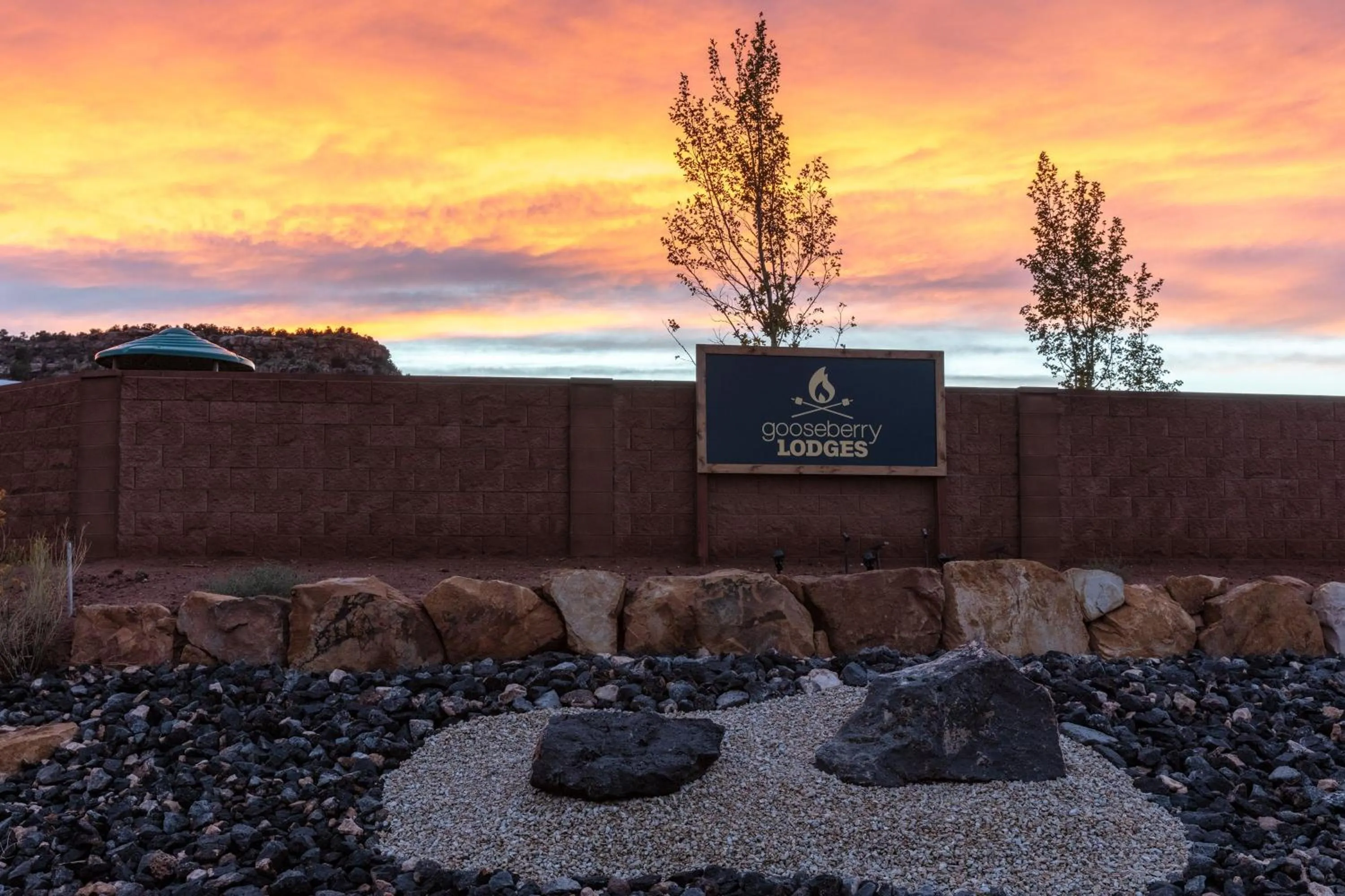 Property logo or sign in Gooseberry Lodges Zion National Park Area