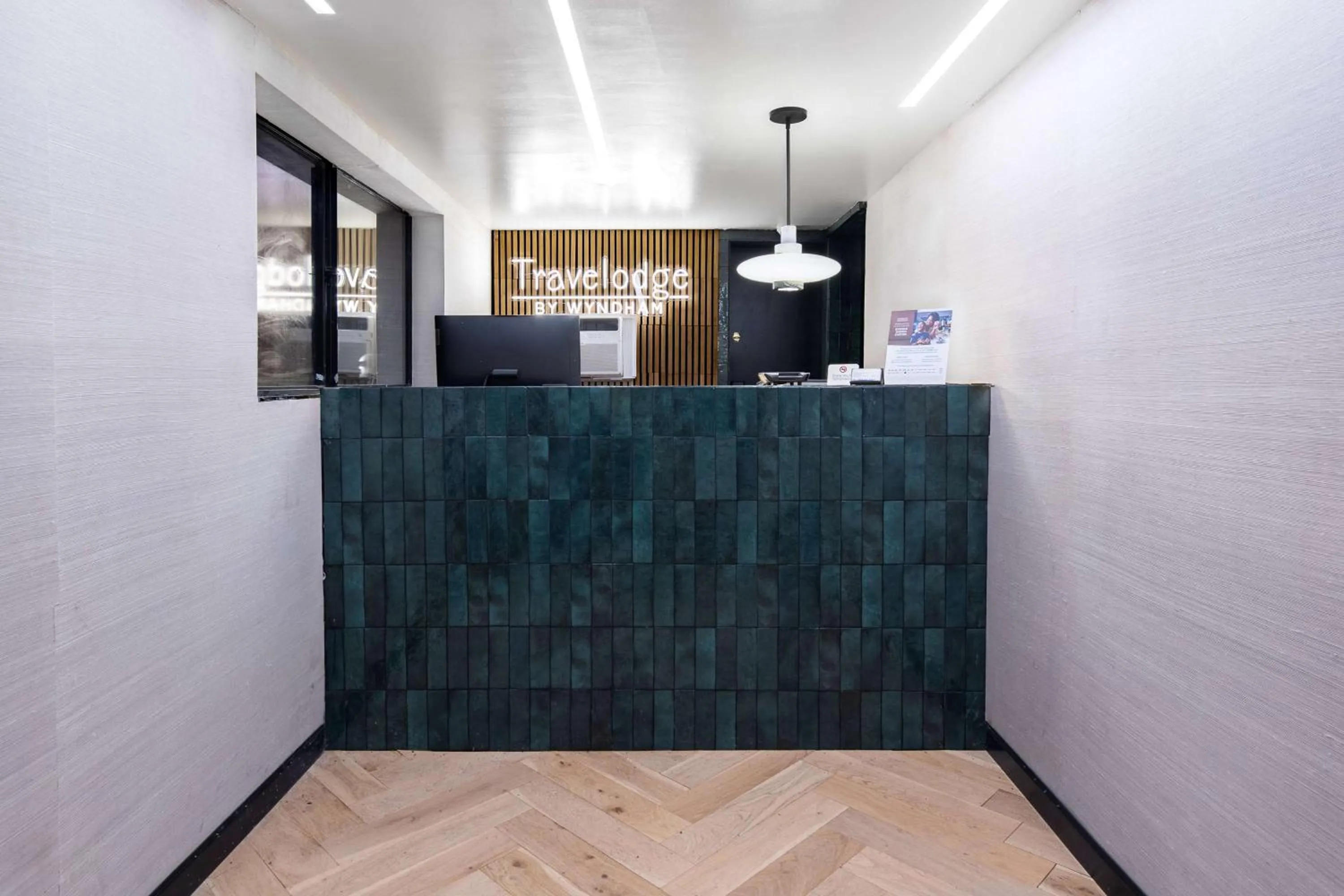 Lobby or reception in Travelodge by Wyndham Parker