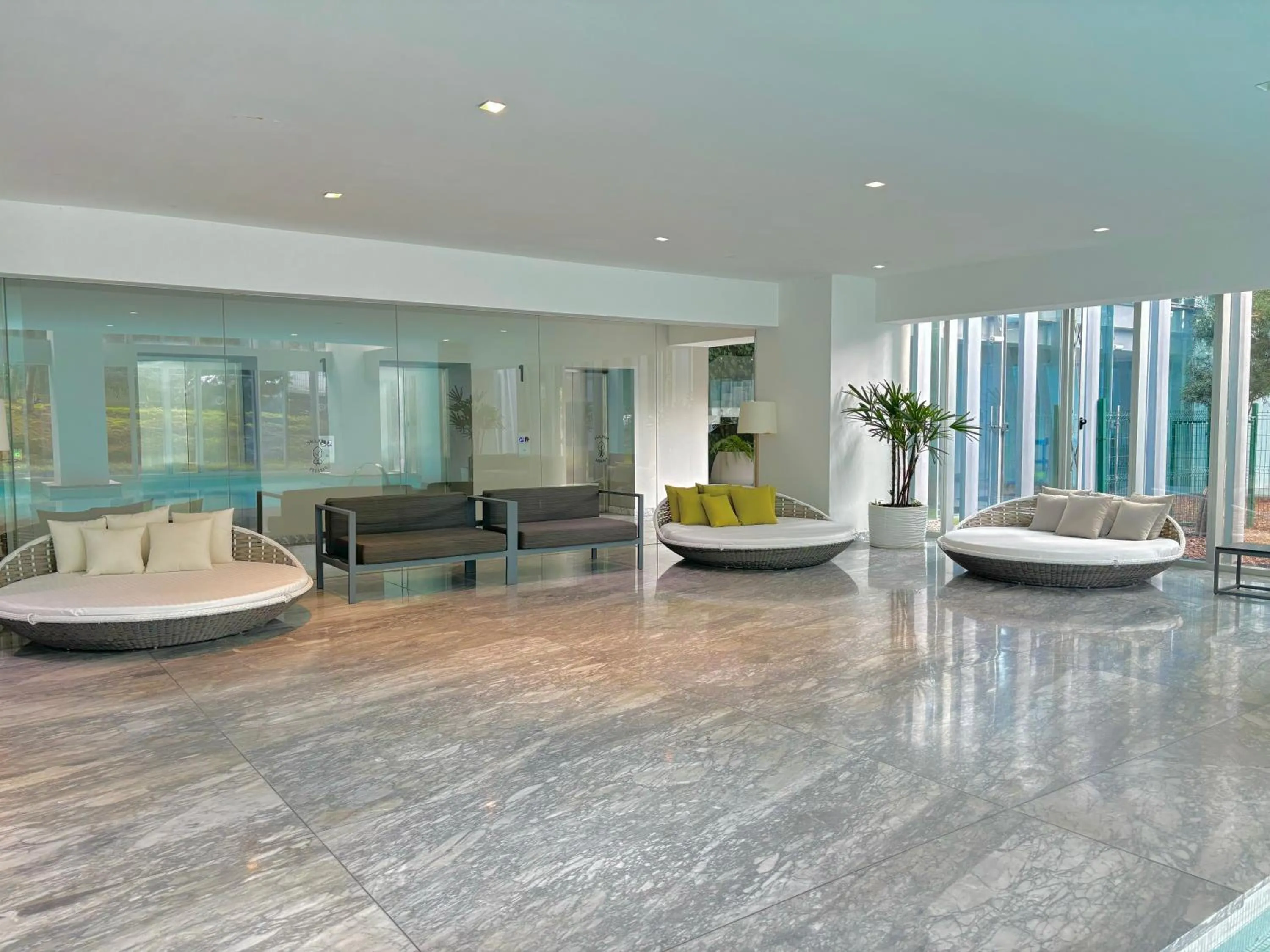 Swimming pool in Park Life Paradox Santa Fe