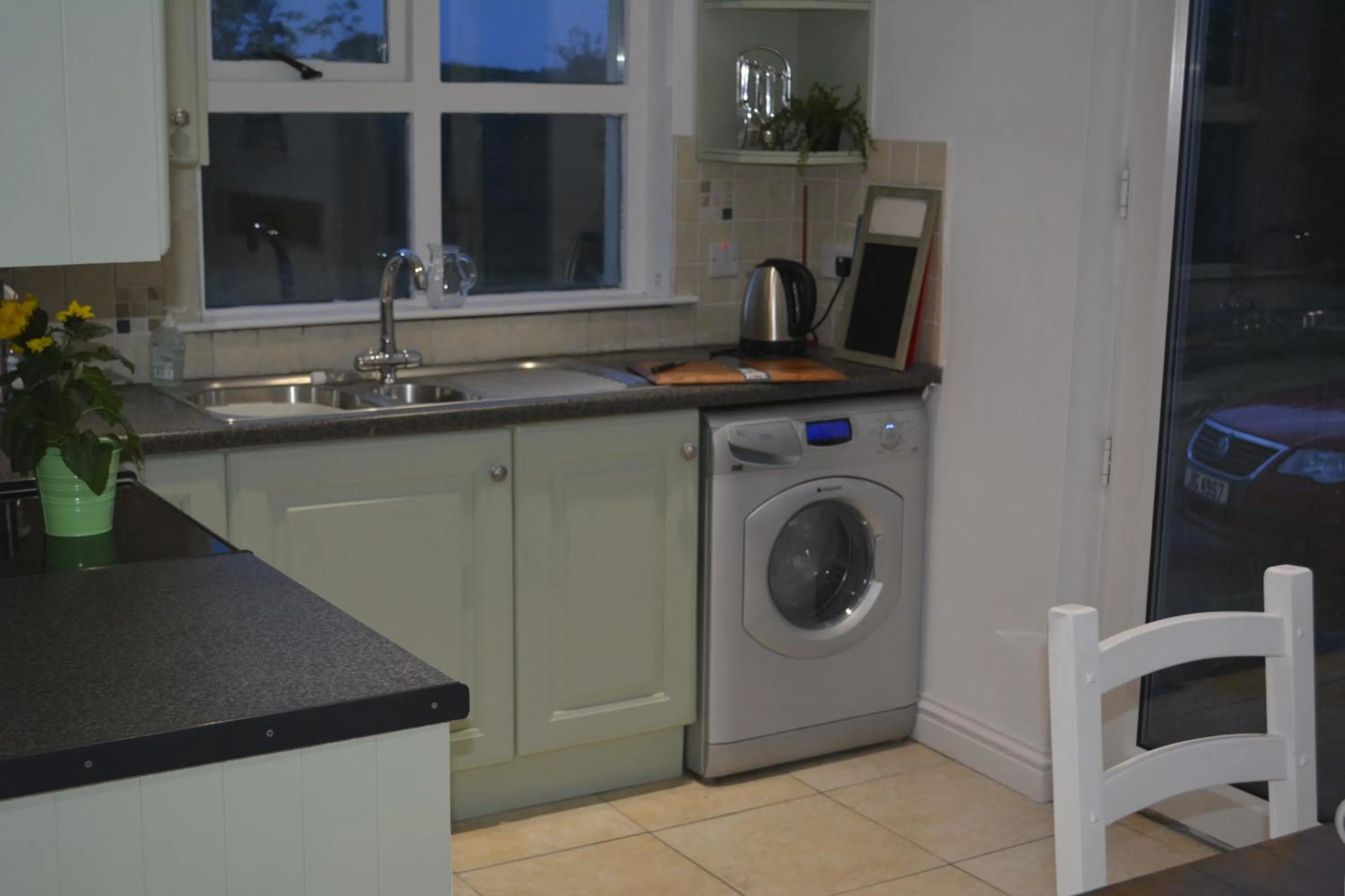 Kitchen or kitchenette in Ballyginny Cottage
