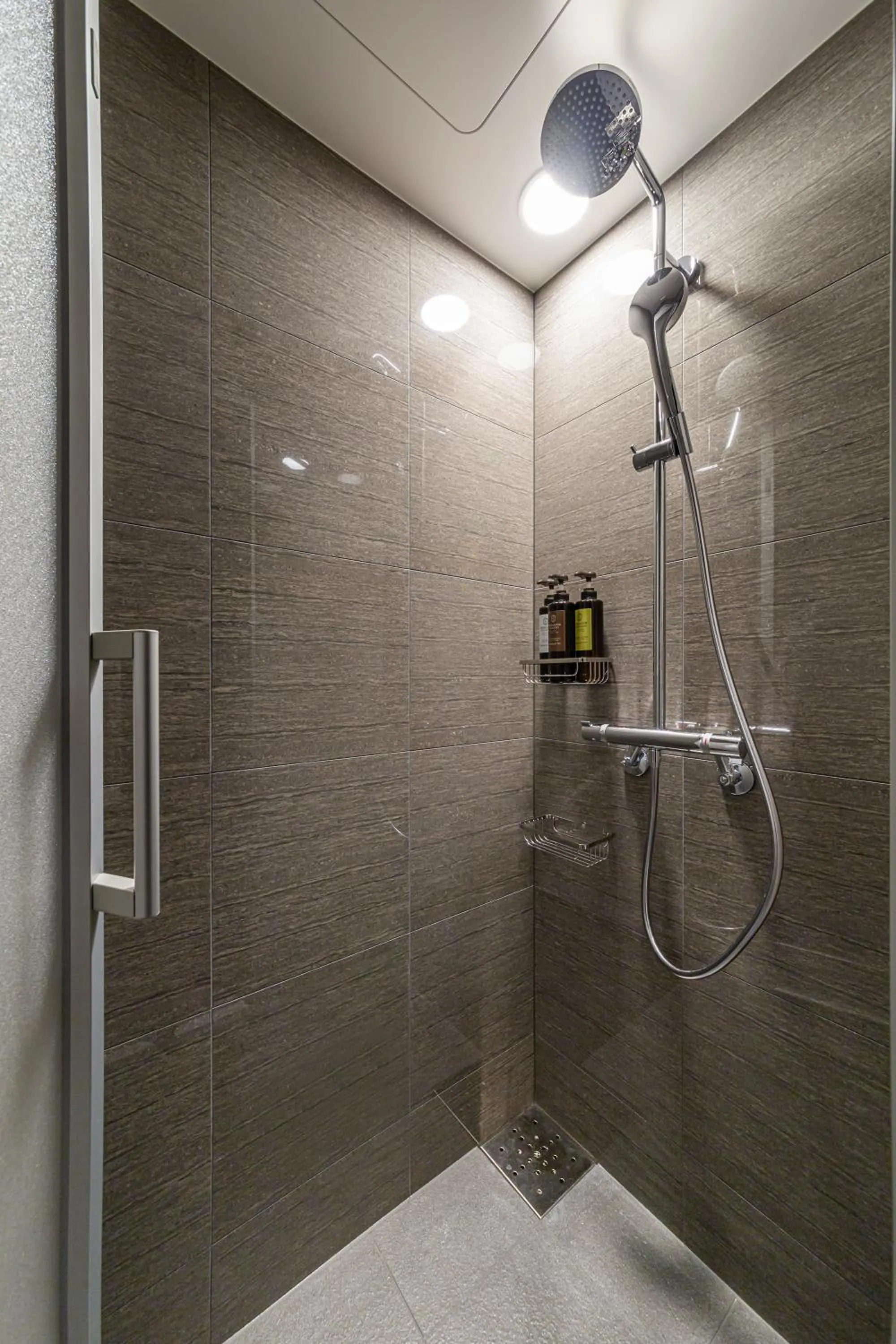 Shower in HOTEL AMANEK Kyoto Kawaramachi Gojo
