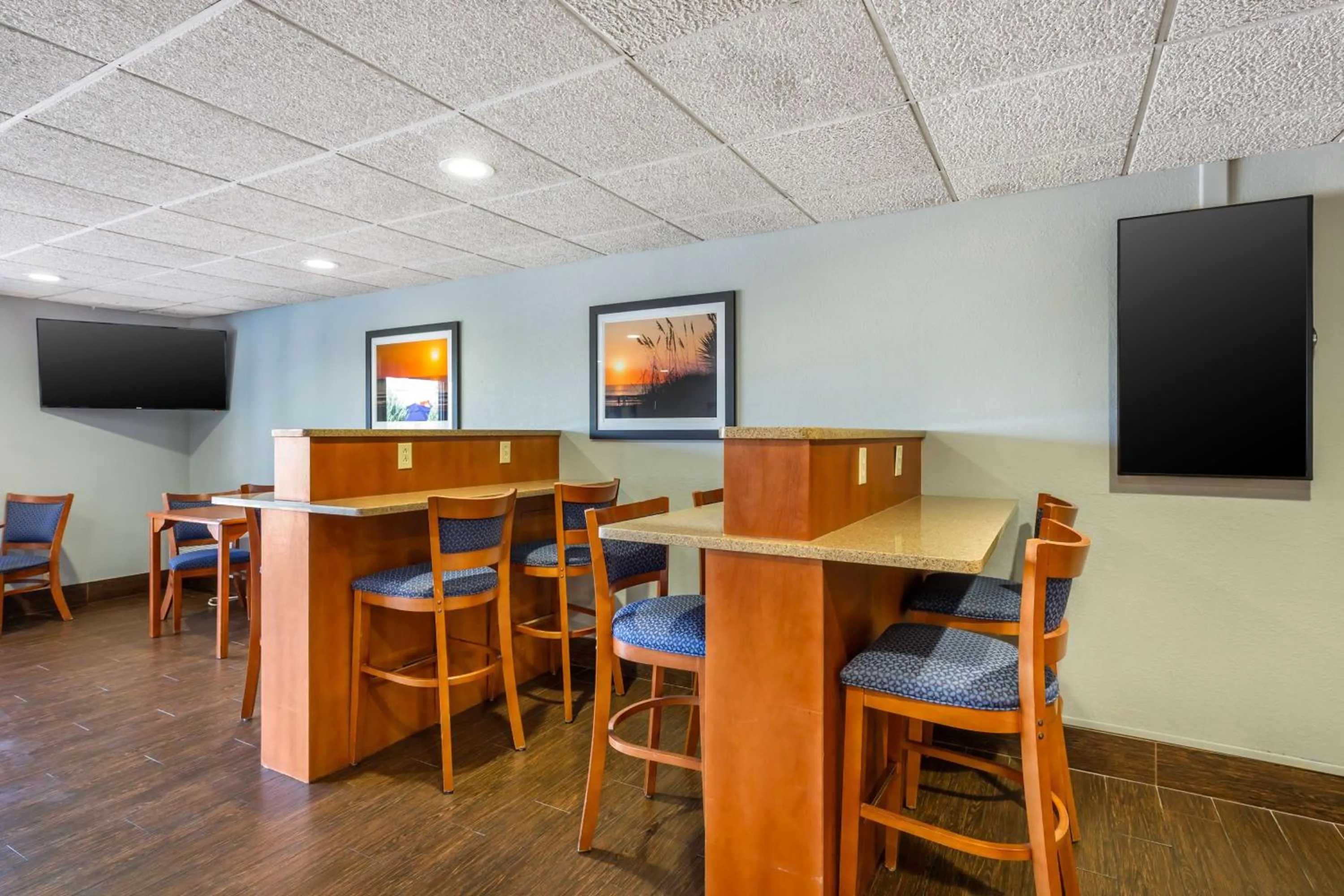 Breakfast in Best Western Port Clinton