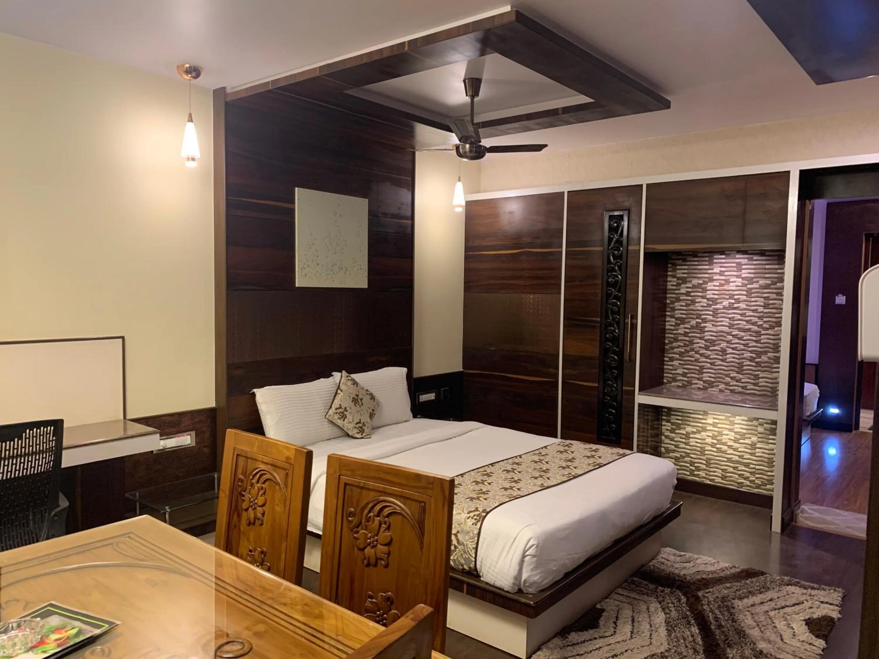 Bed in Beverly villa