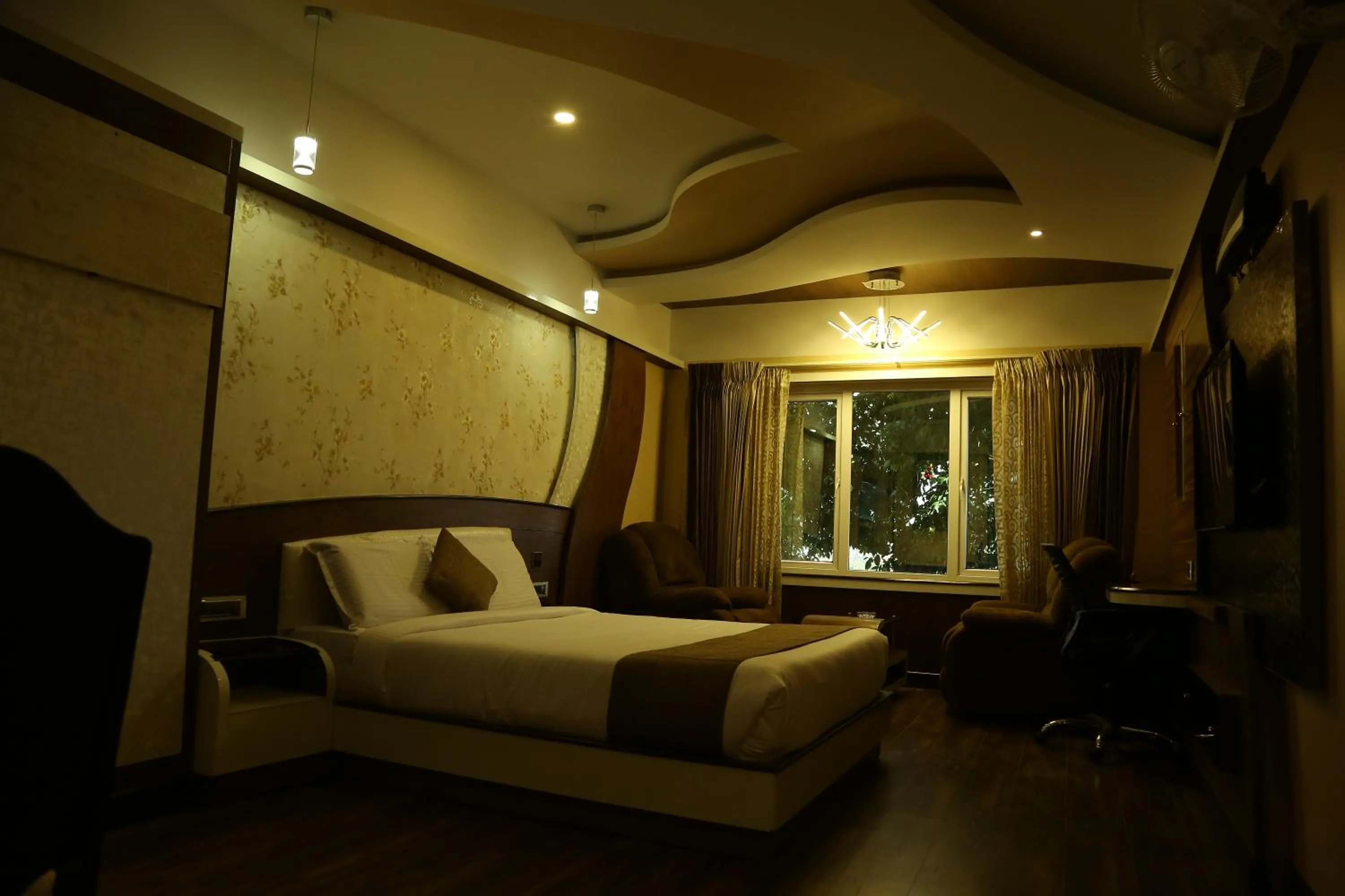 Photo of the whole room, Bed in Beverly villa