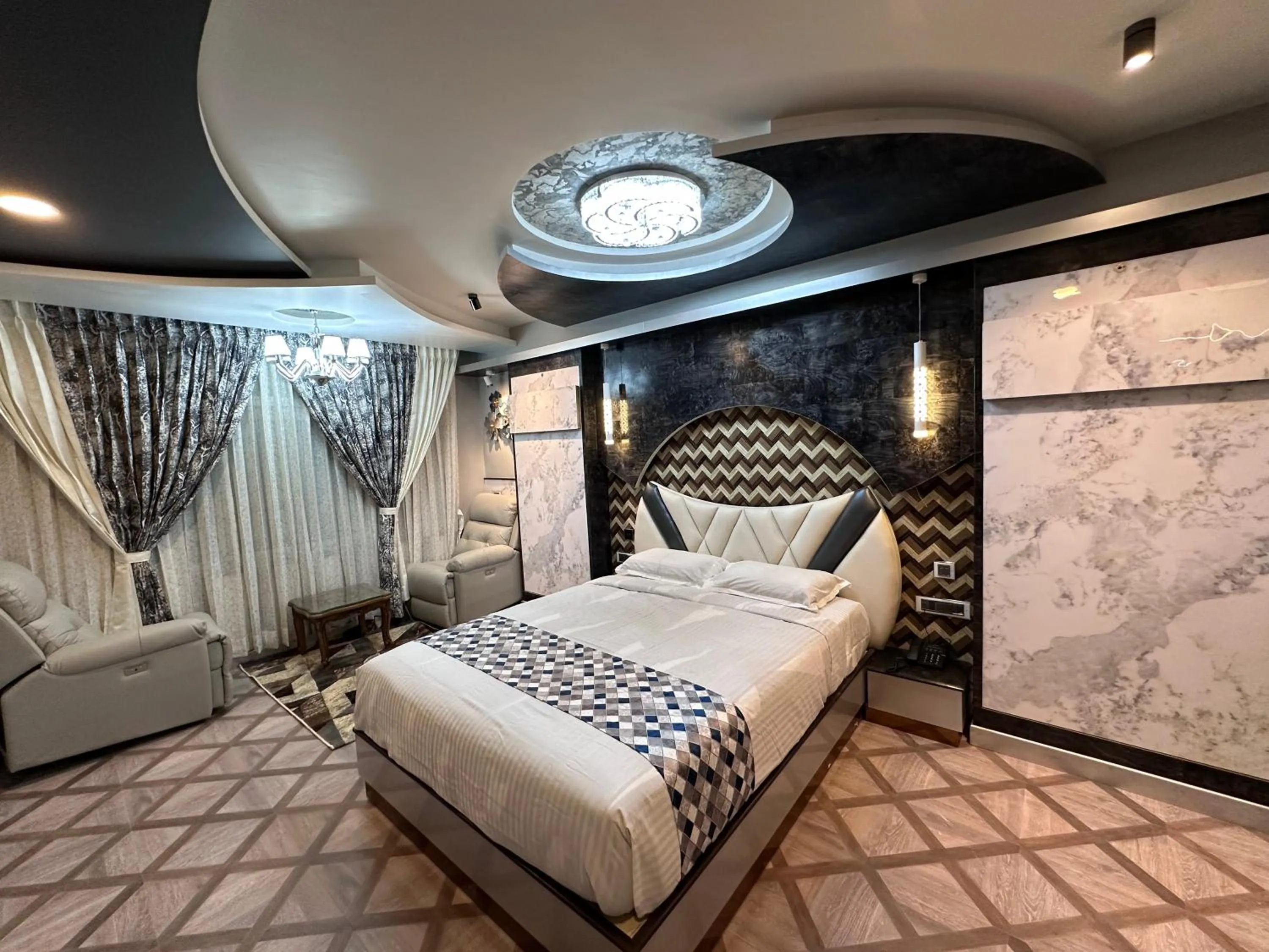 Bed in Beverly villa