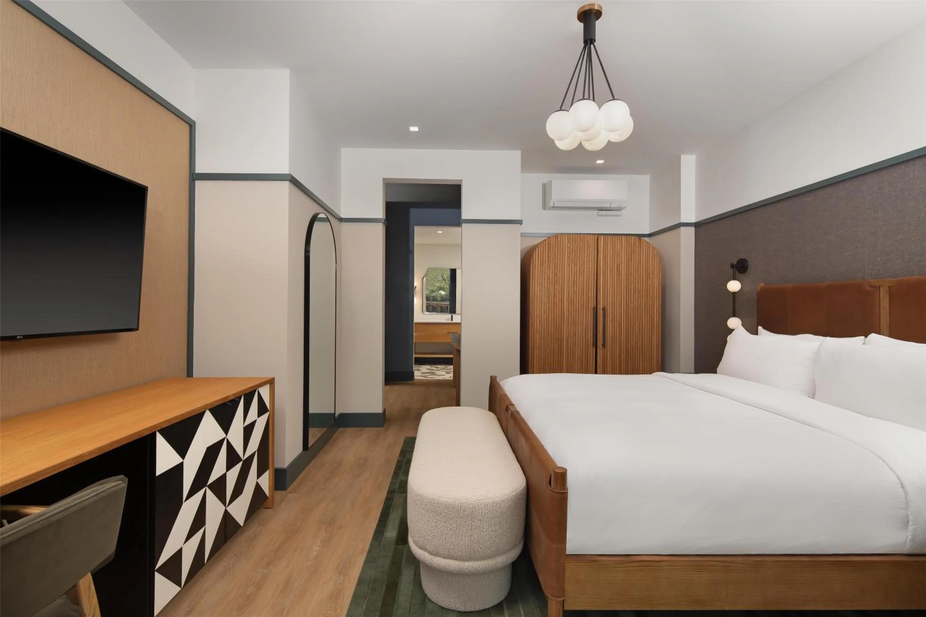 Bedroom, Bed in Calistoga Motor Lodge and Spa