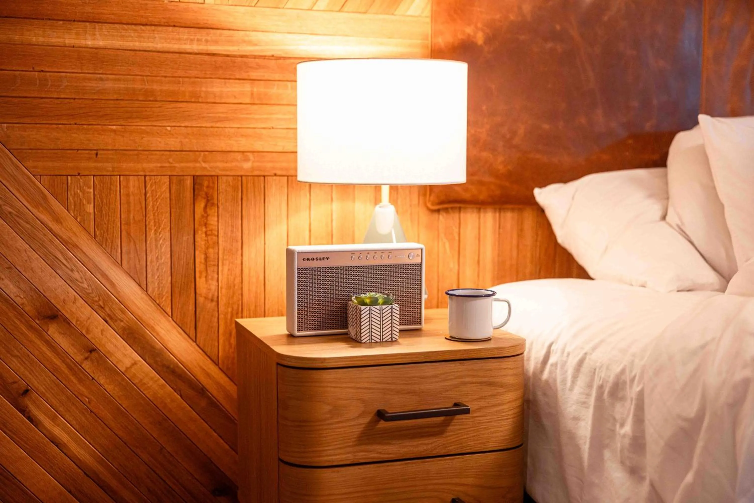 Bed in Calistoga Motor Lodge and Spa