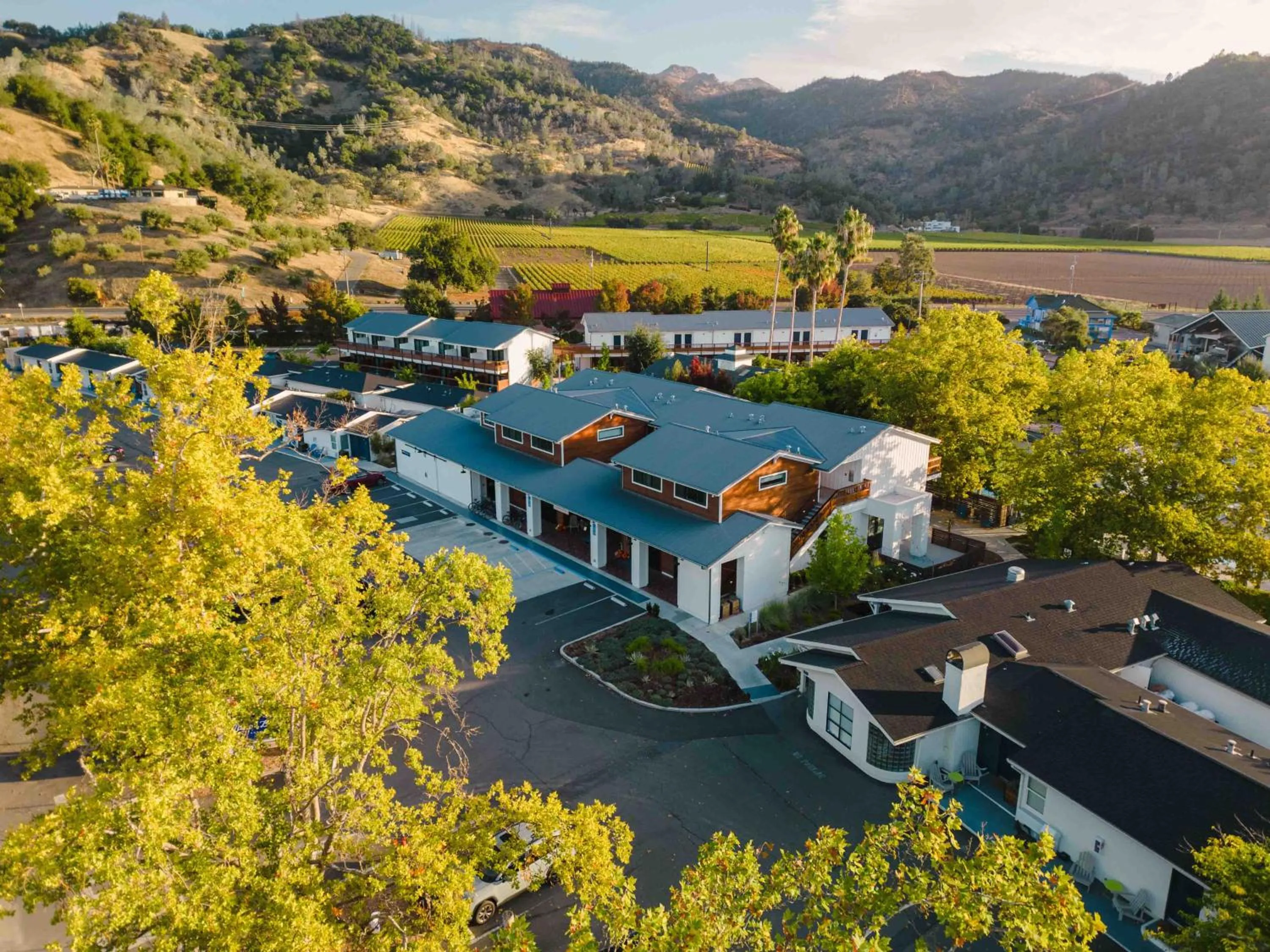 Property building in Calistoga Motor Lodge and Spa