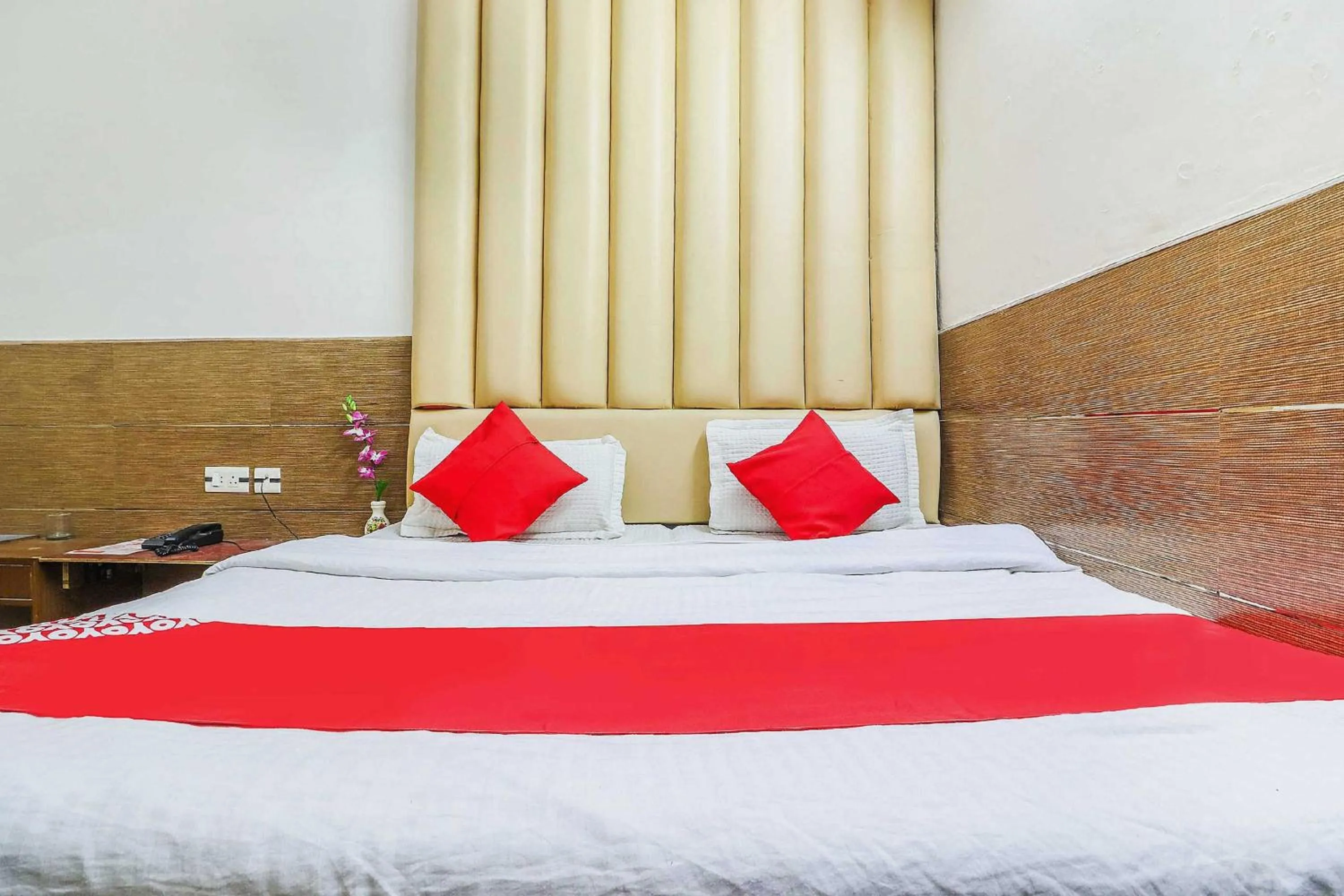 Bedroom in Hotel O Prem Chunaria