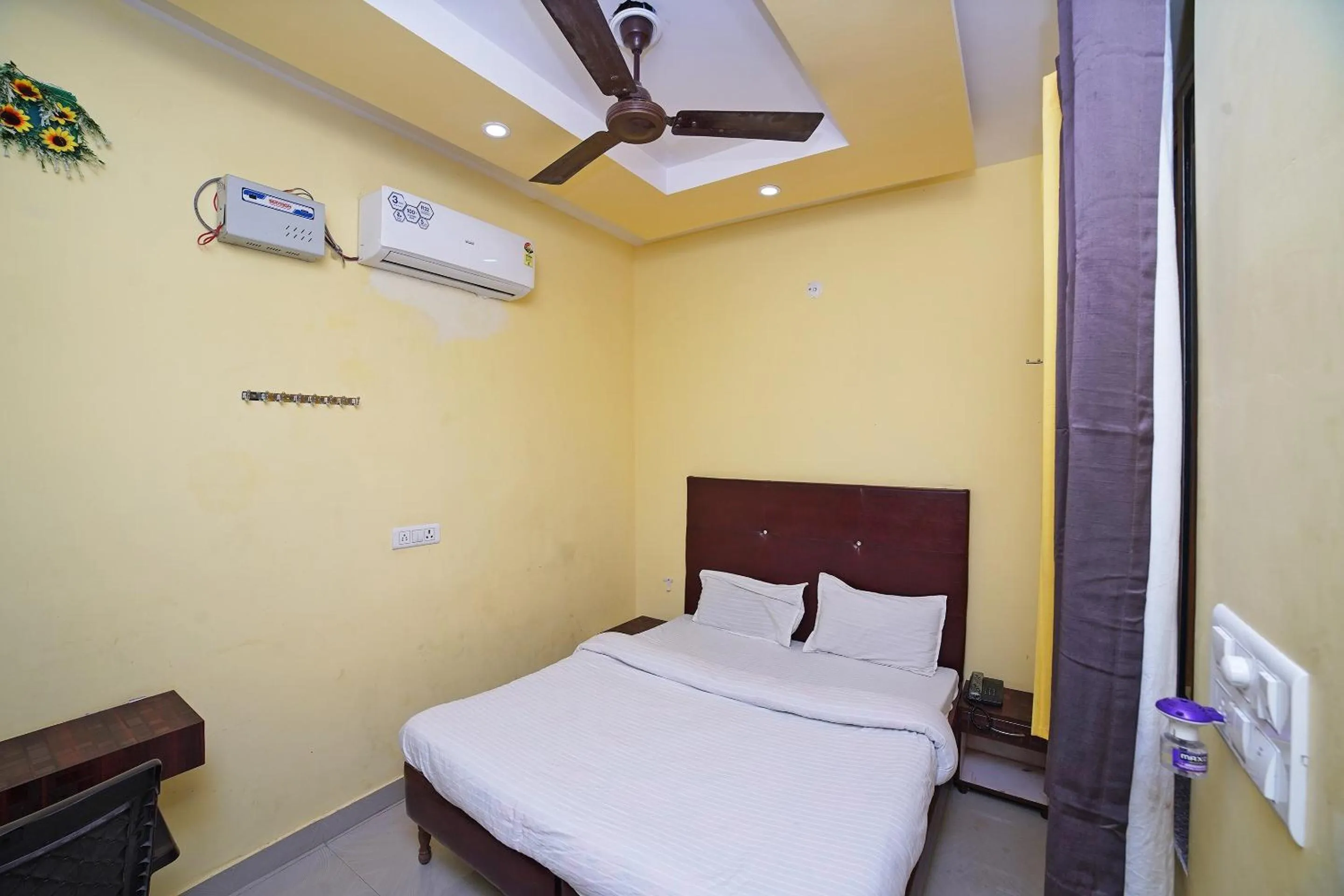 Bedroom, Bed in Hotel O Rama Palace