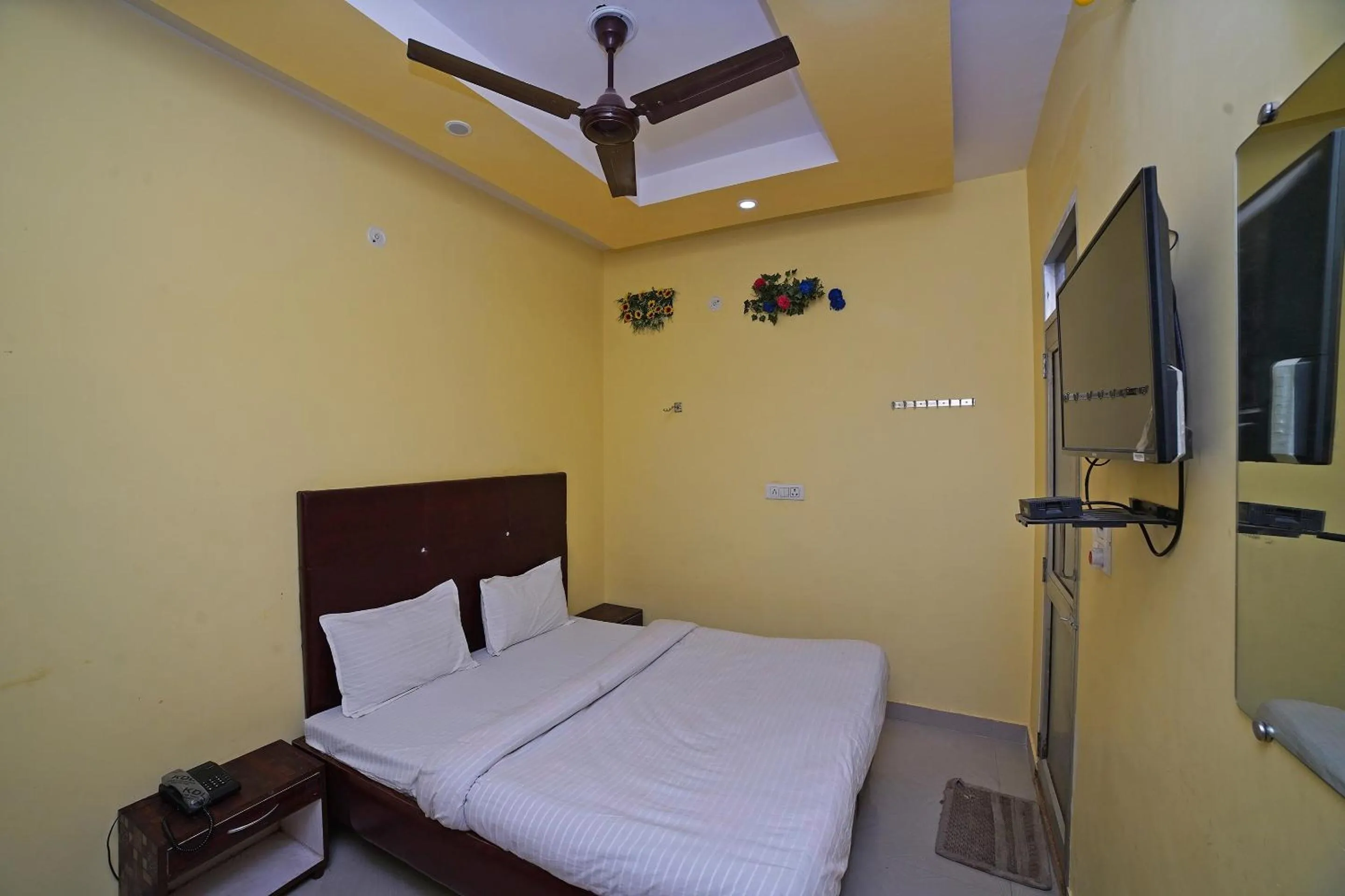 Bedroom, Bed in Hotel O Rama Palace