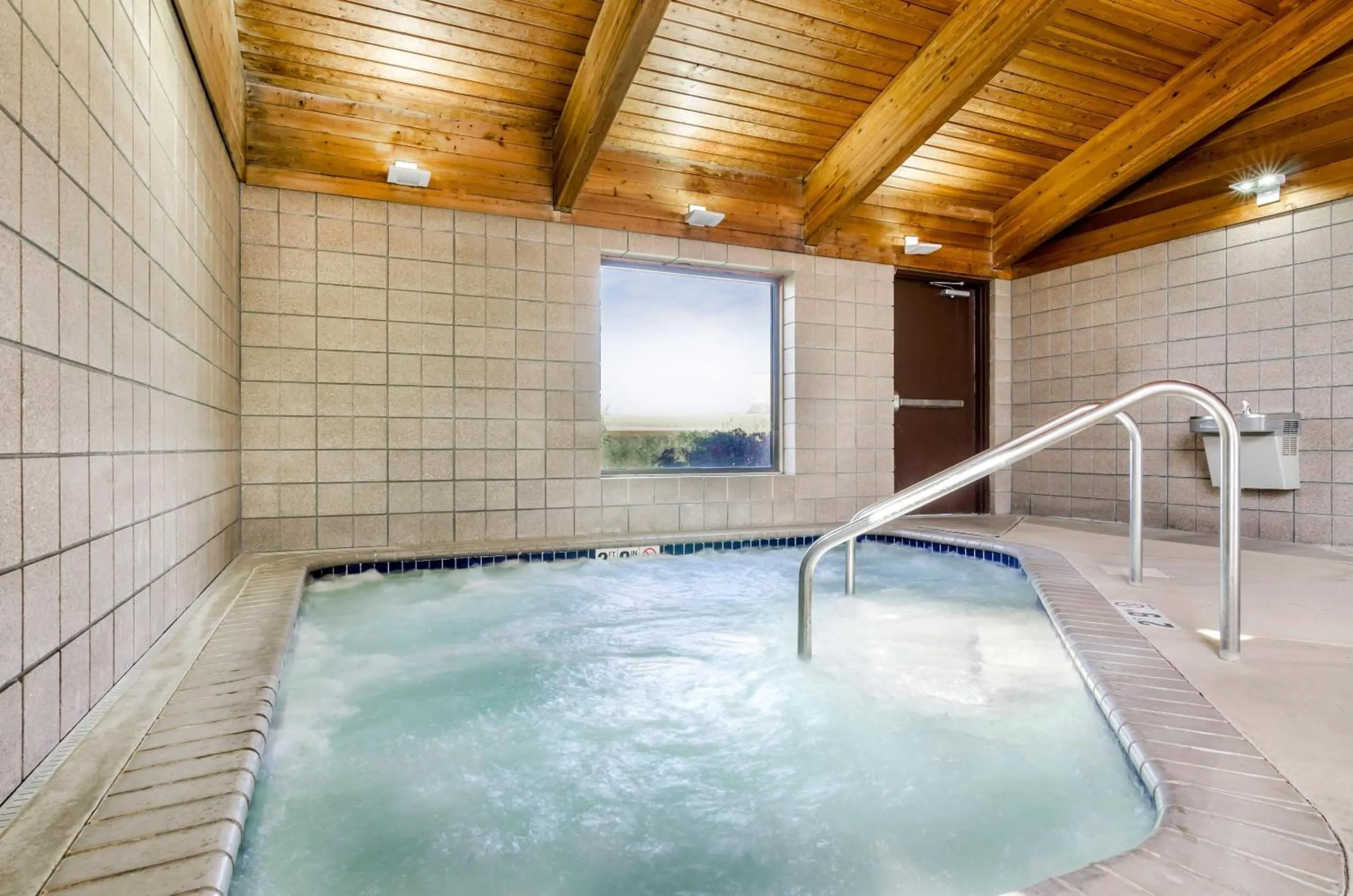 Spa and wellness centre/facilities in Rodeway Inn Hesston