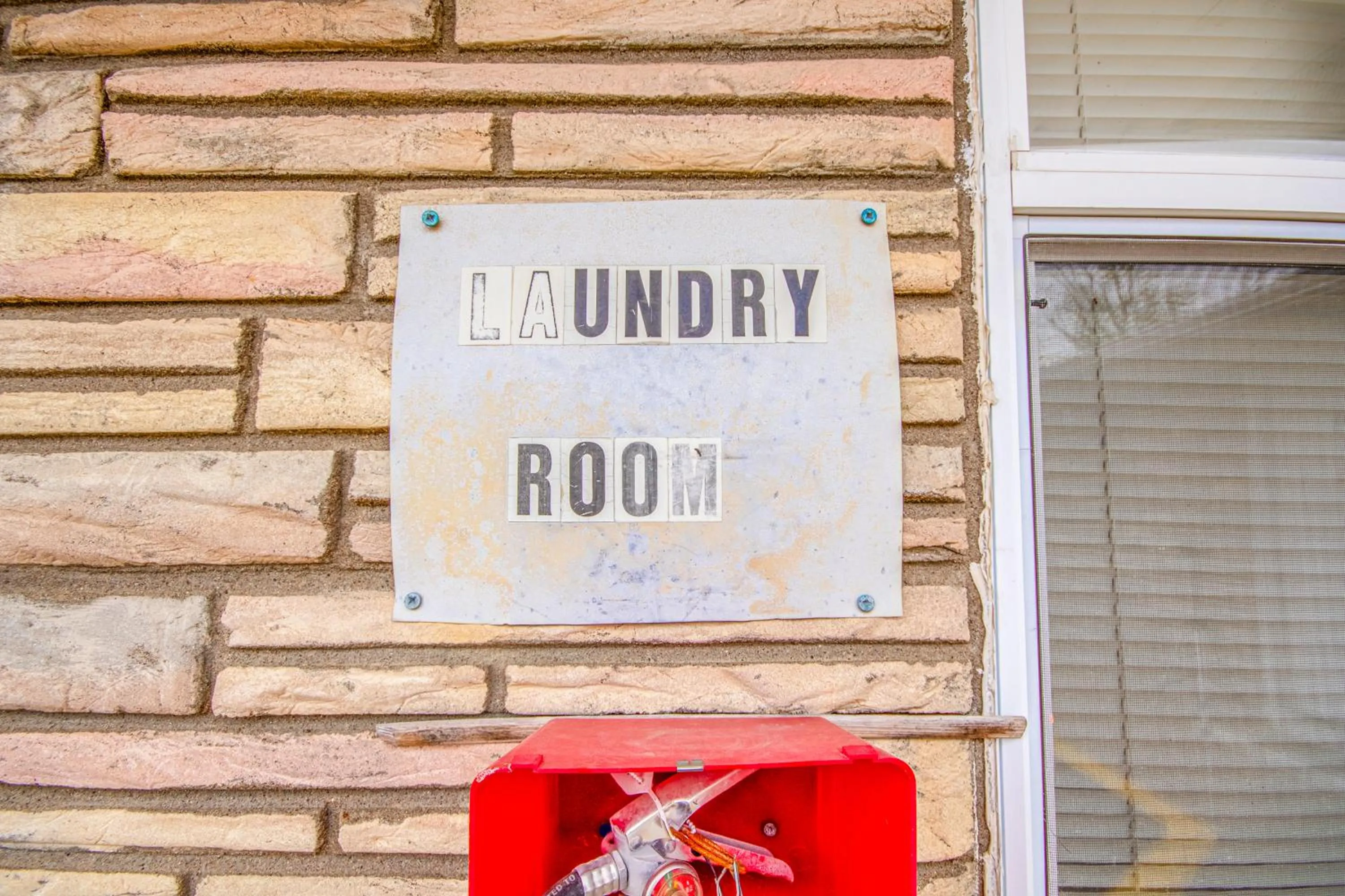 laundry in OYO Travelier Motel
