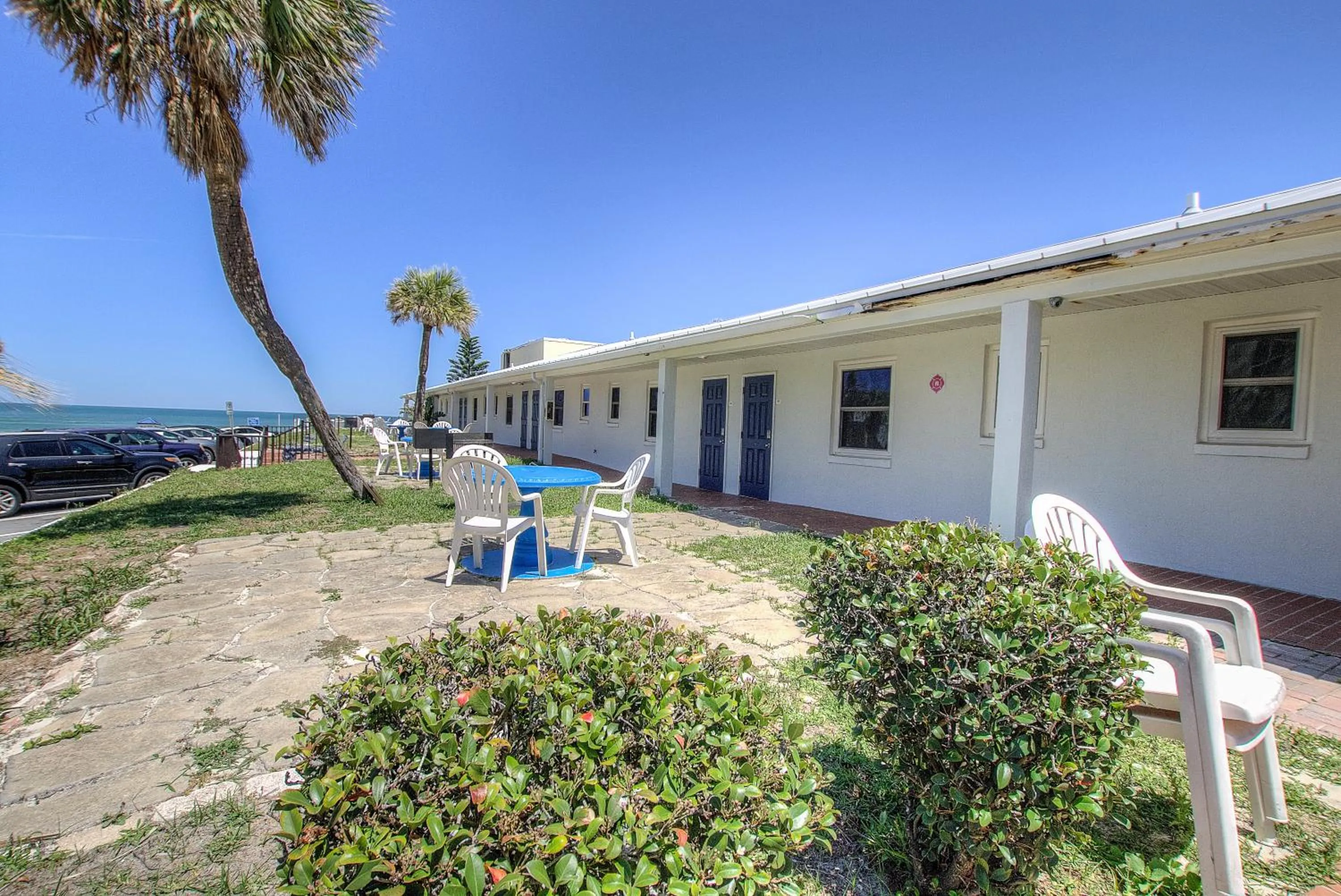 Daytona Shores Inn and Suites