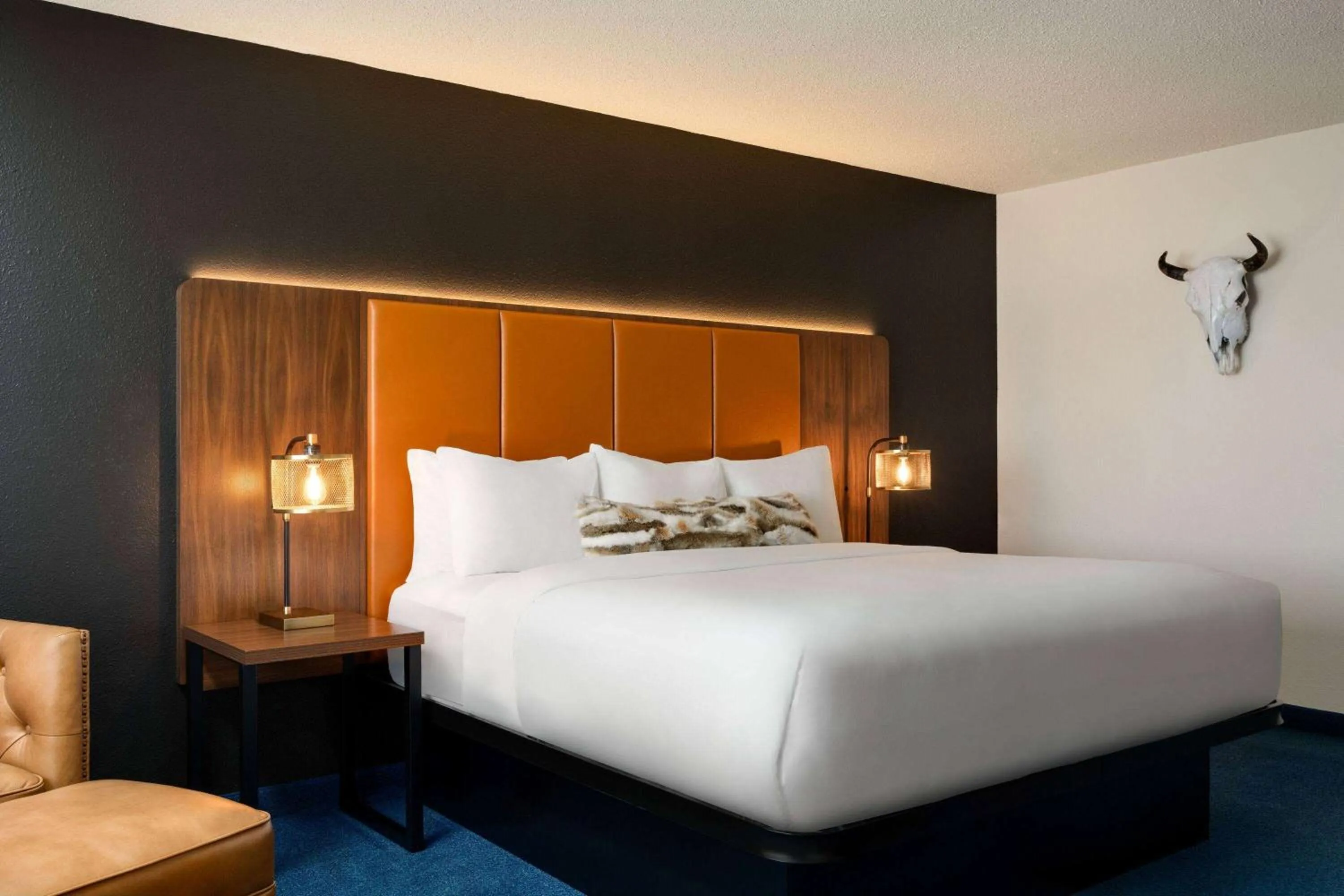 Photo of the whole room, Bed in Travelodge by Wyndham Wall