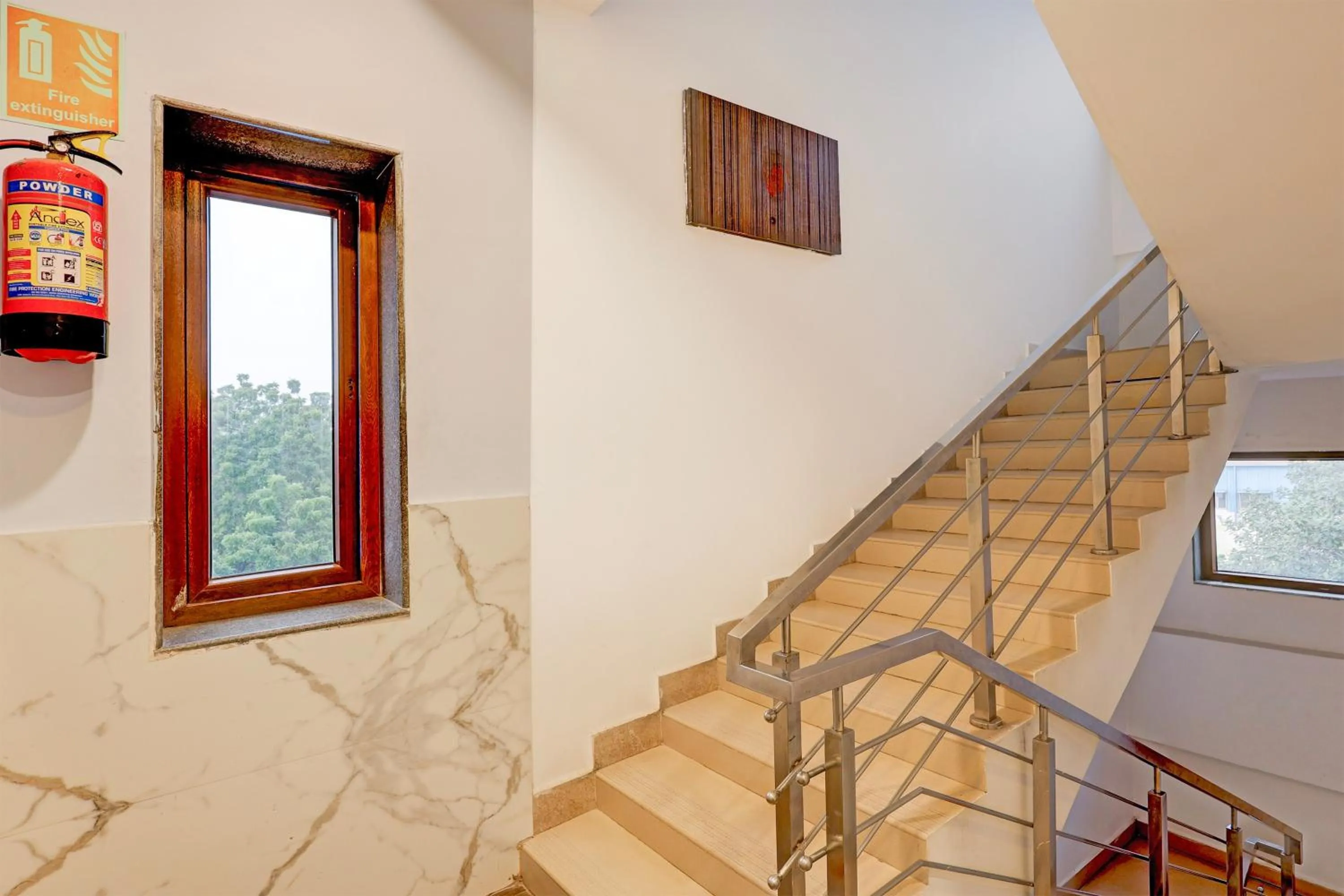 Lobby or reception in Super Townhouse V Hotel