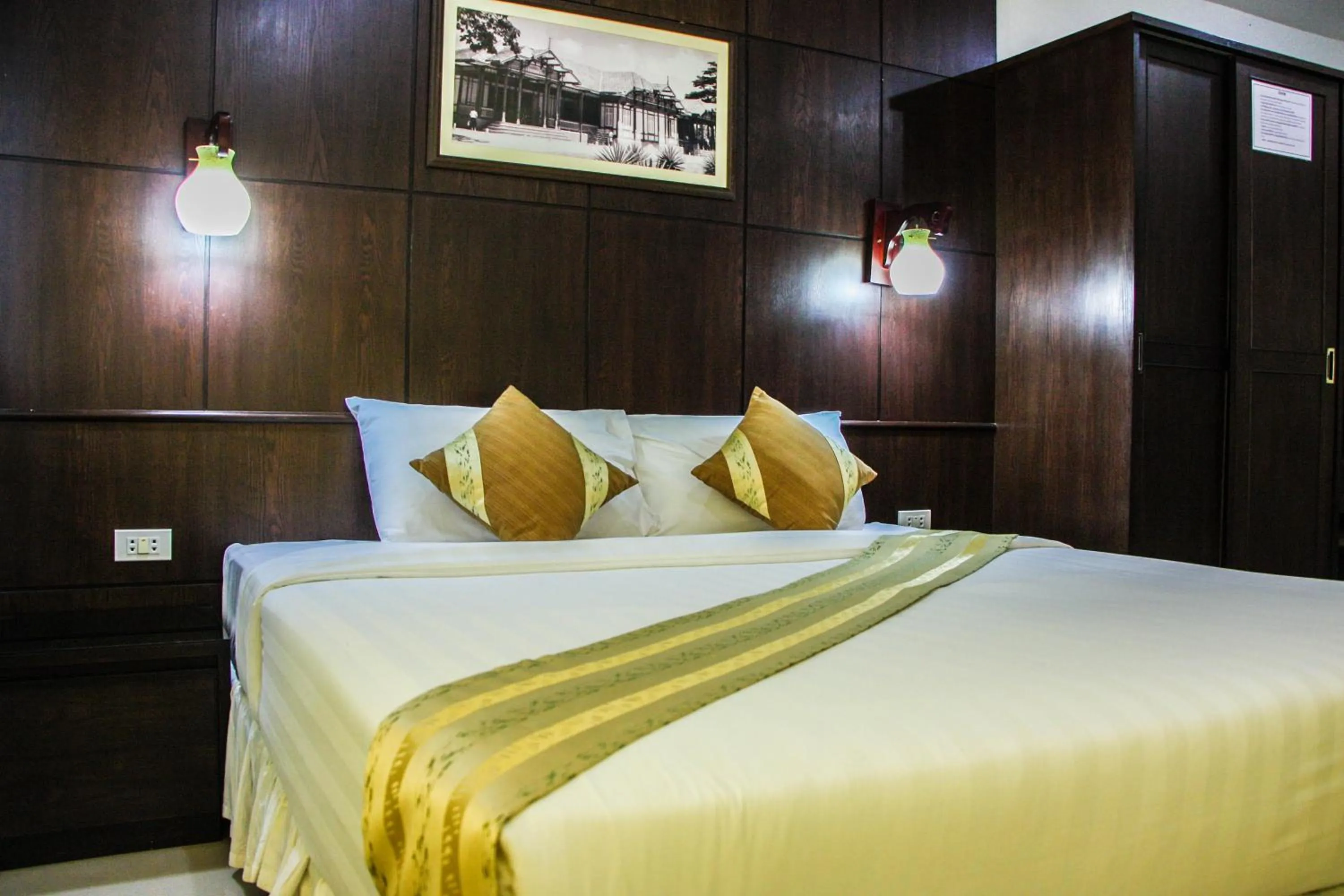 Bed in Iyara Hua Hin Lodge