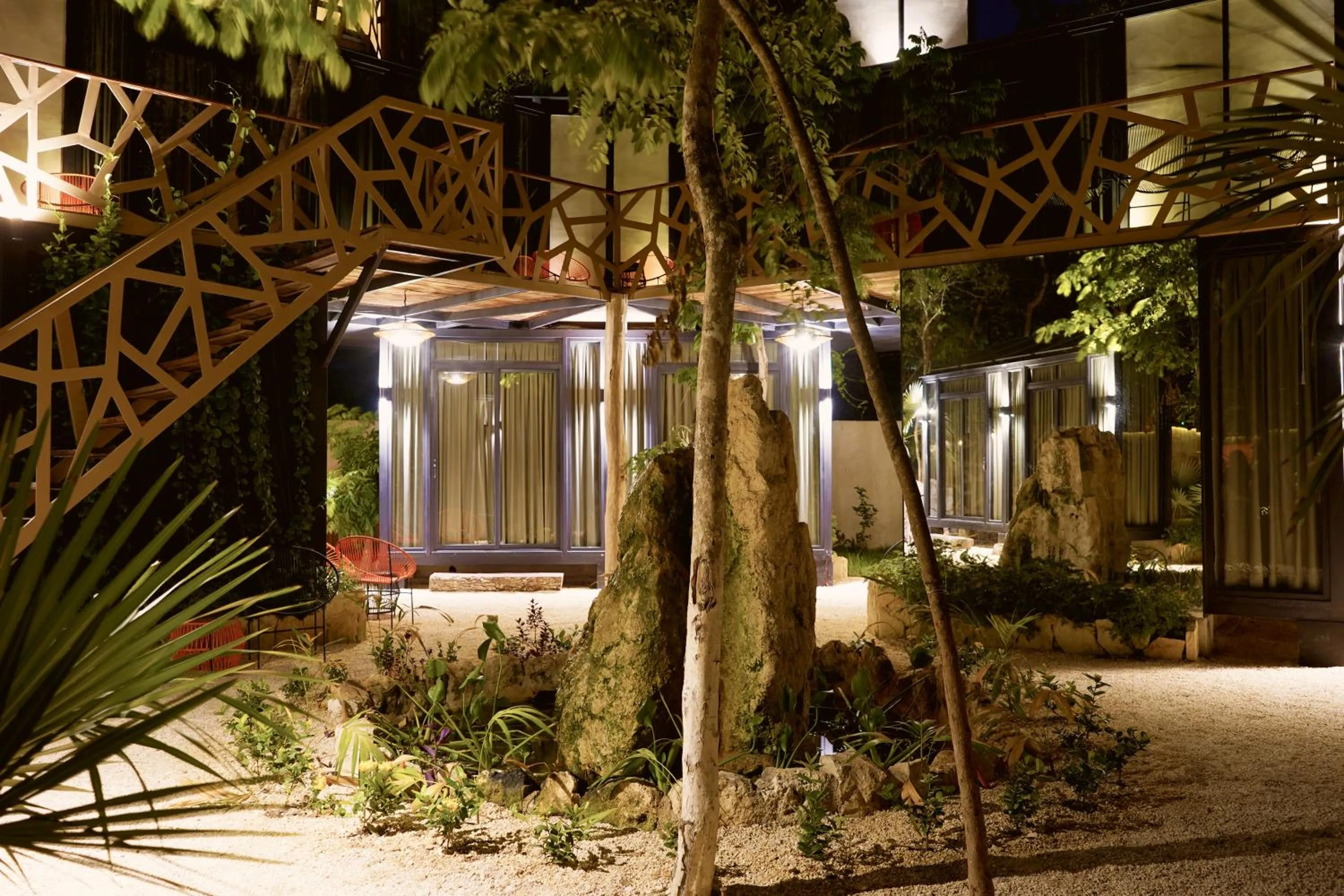 Property building in Bufo Alvarius