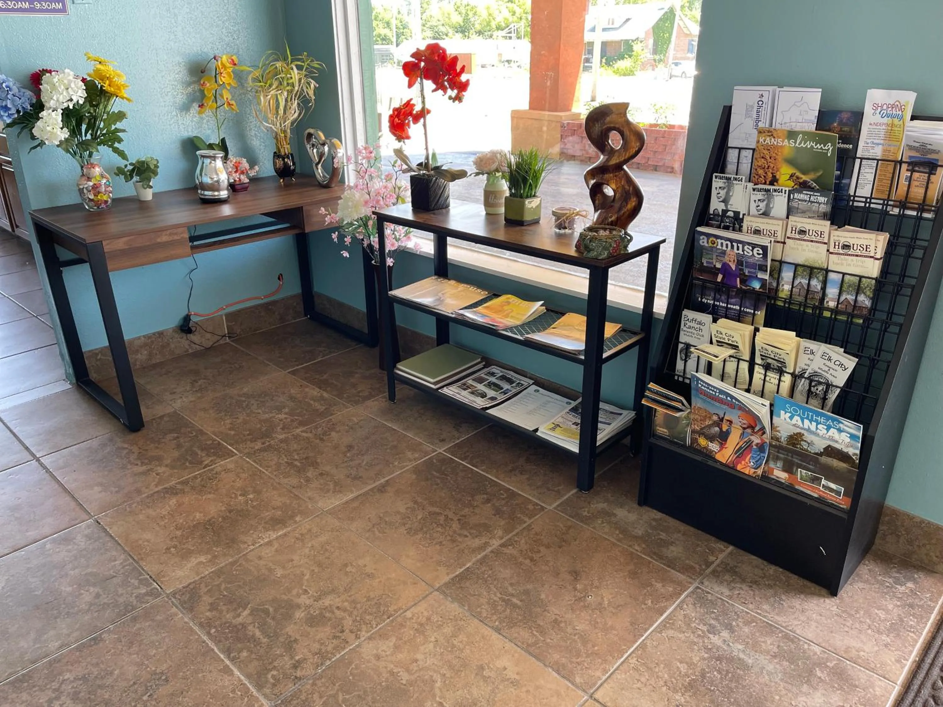 Lobby or reception in Kansas Inn