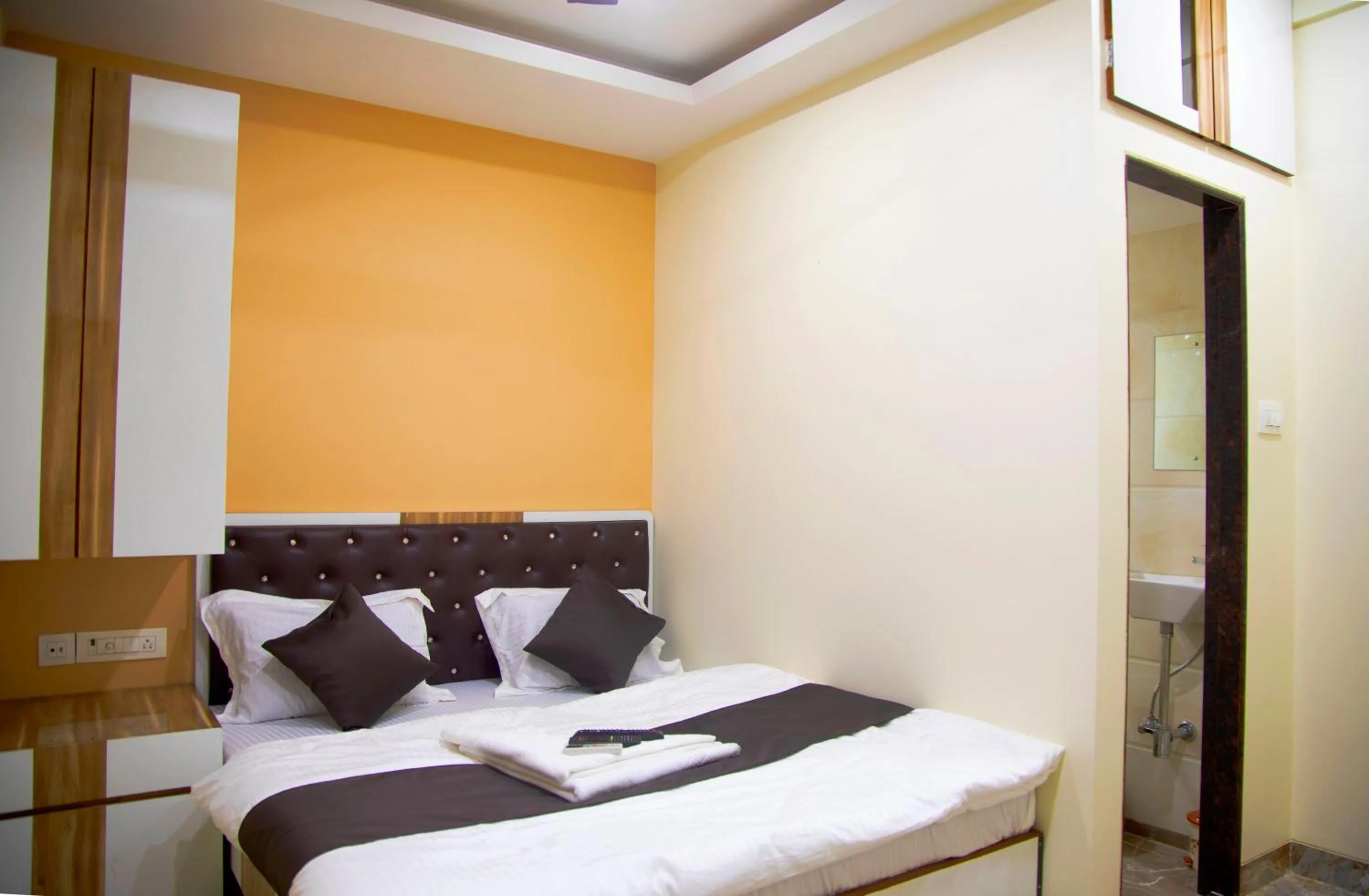 Photo of the whole room, Bed in AL Shifa Residency