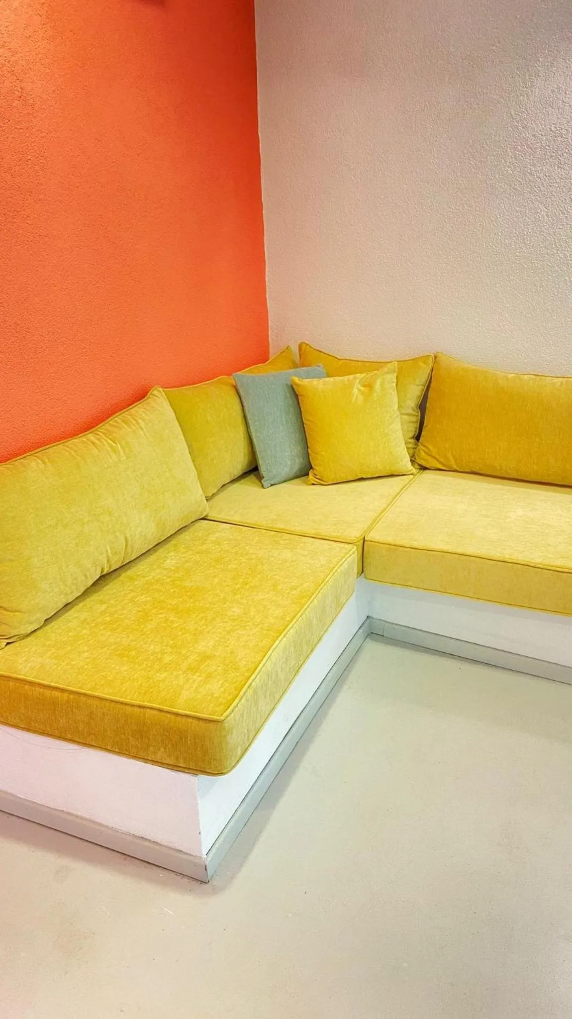 Seating area in Bono Hotel Old Town