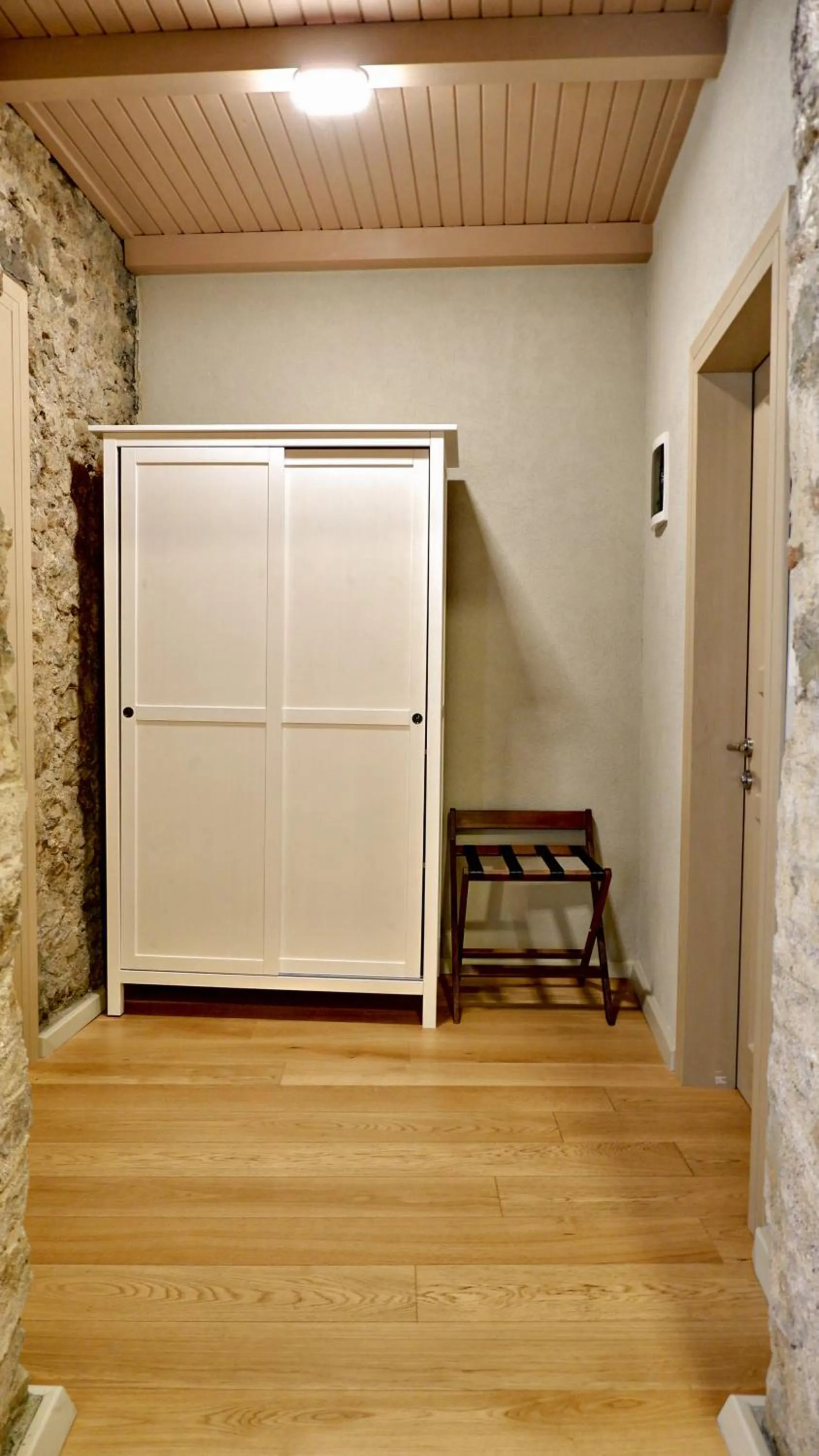 wardrobe in Bono Hotel Old Town