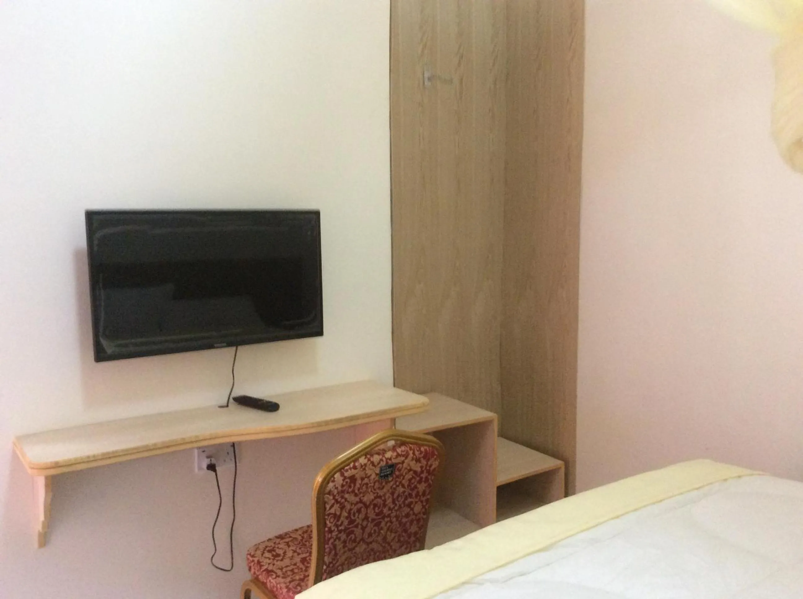 Bed in Tita Tourist Resort